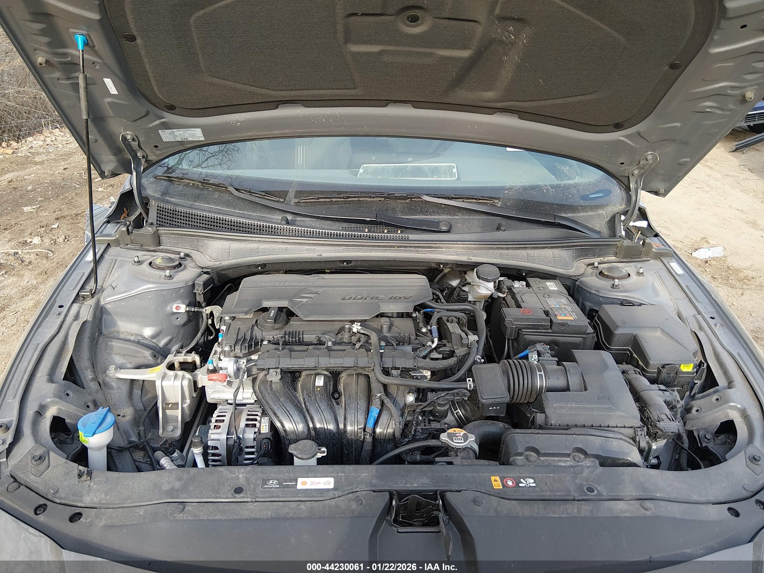 HYUNDAI ELANTRA image 10
