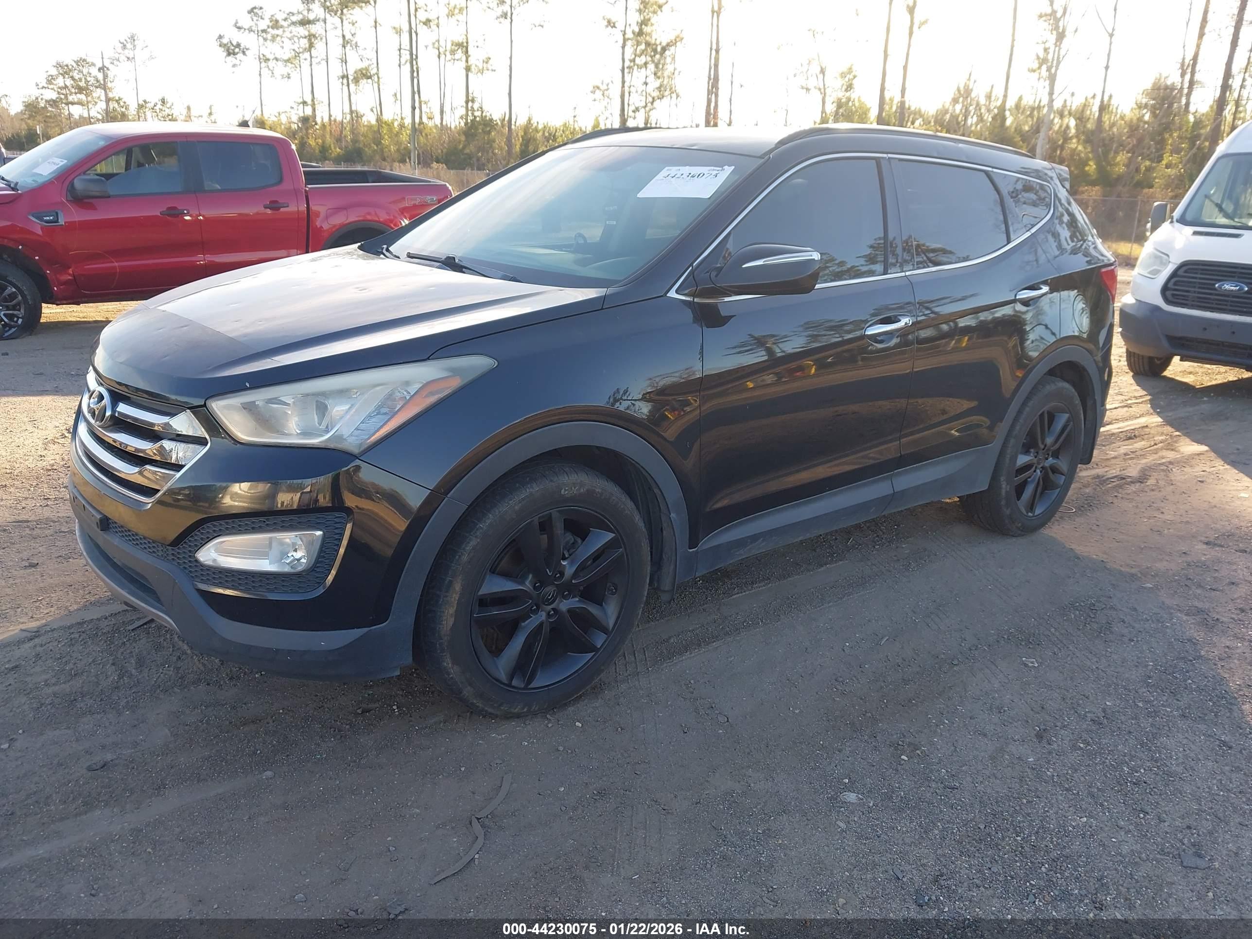 HYUNDAI SANTA image 2