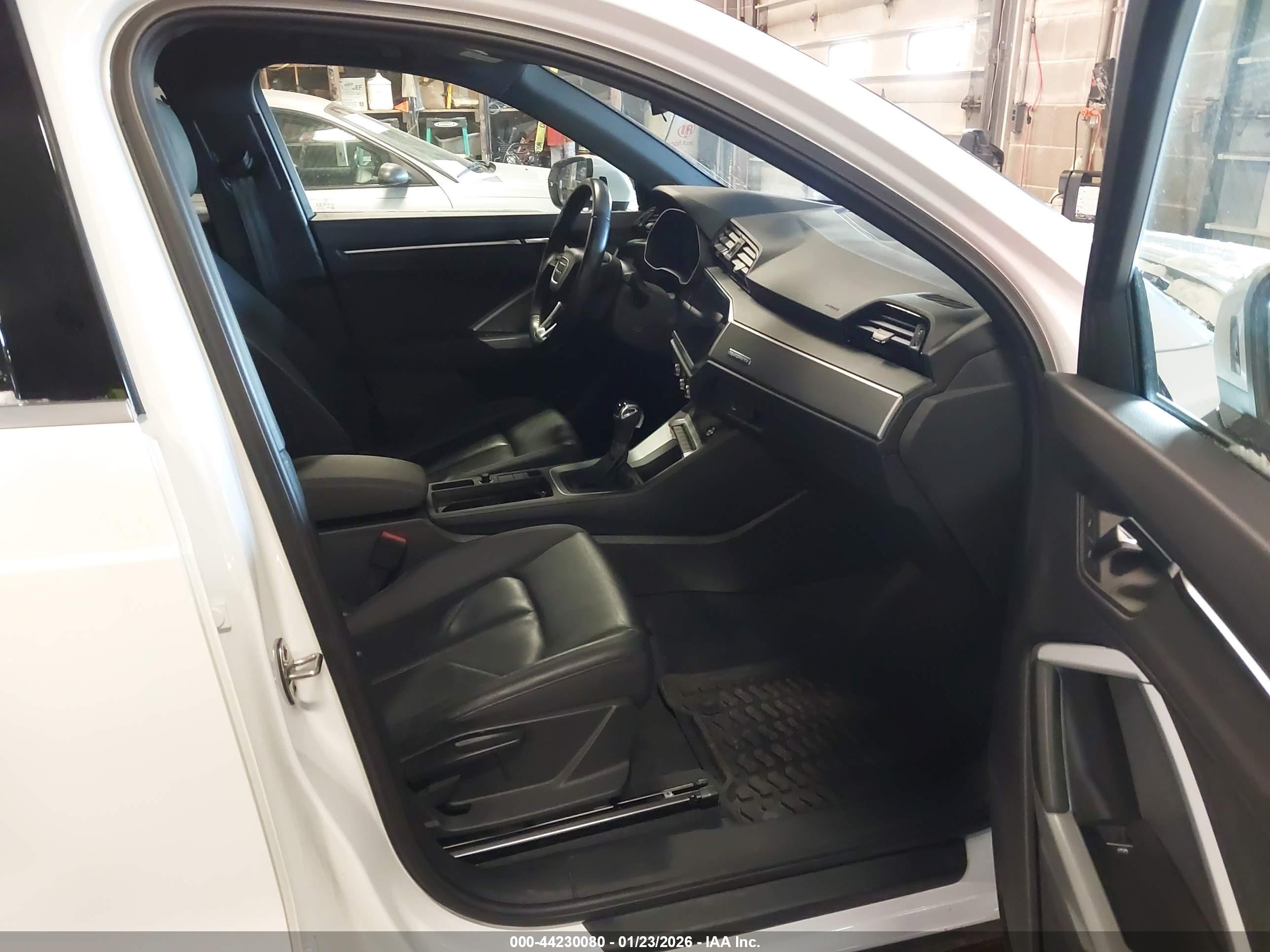 AUDI Q3 image 5