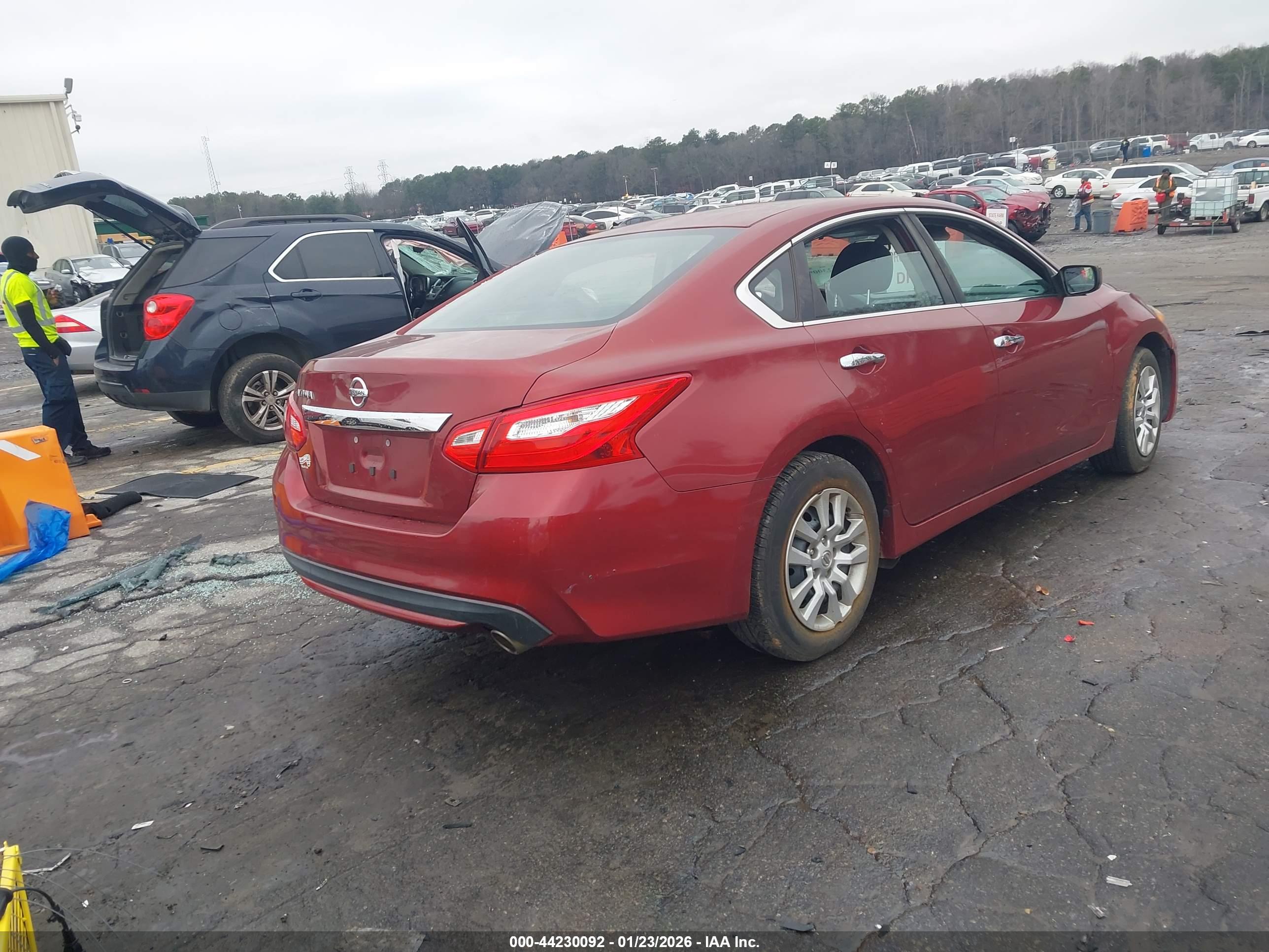 NISSAN ALTIMA image 4