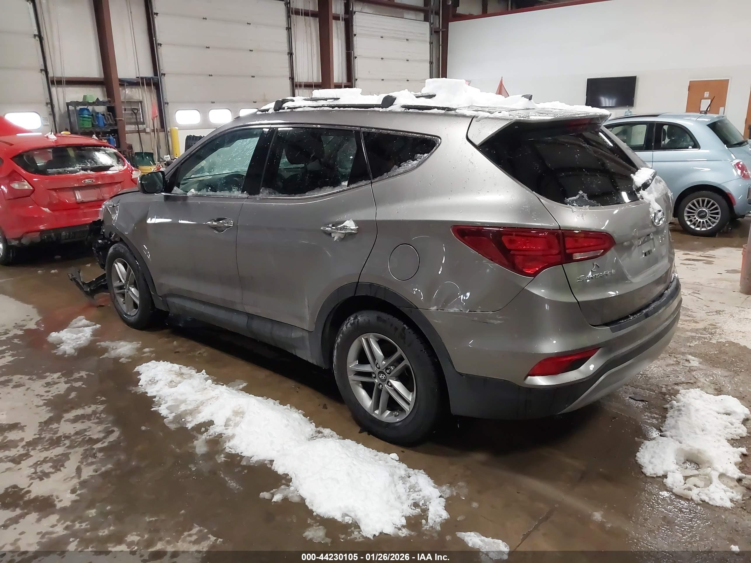 HYUNDAI SANTA image 3