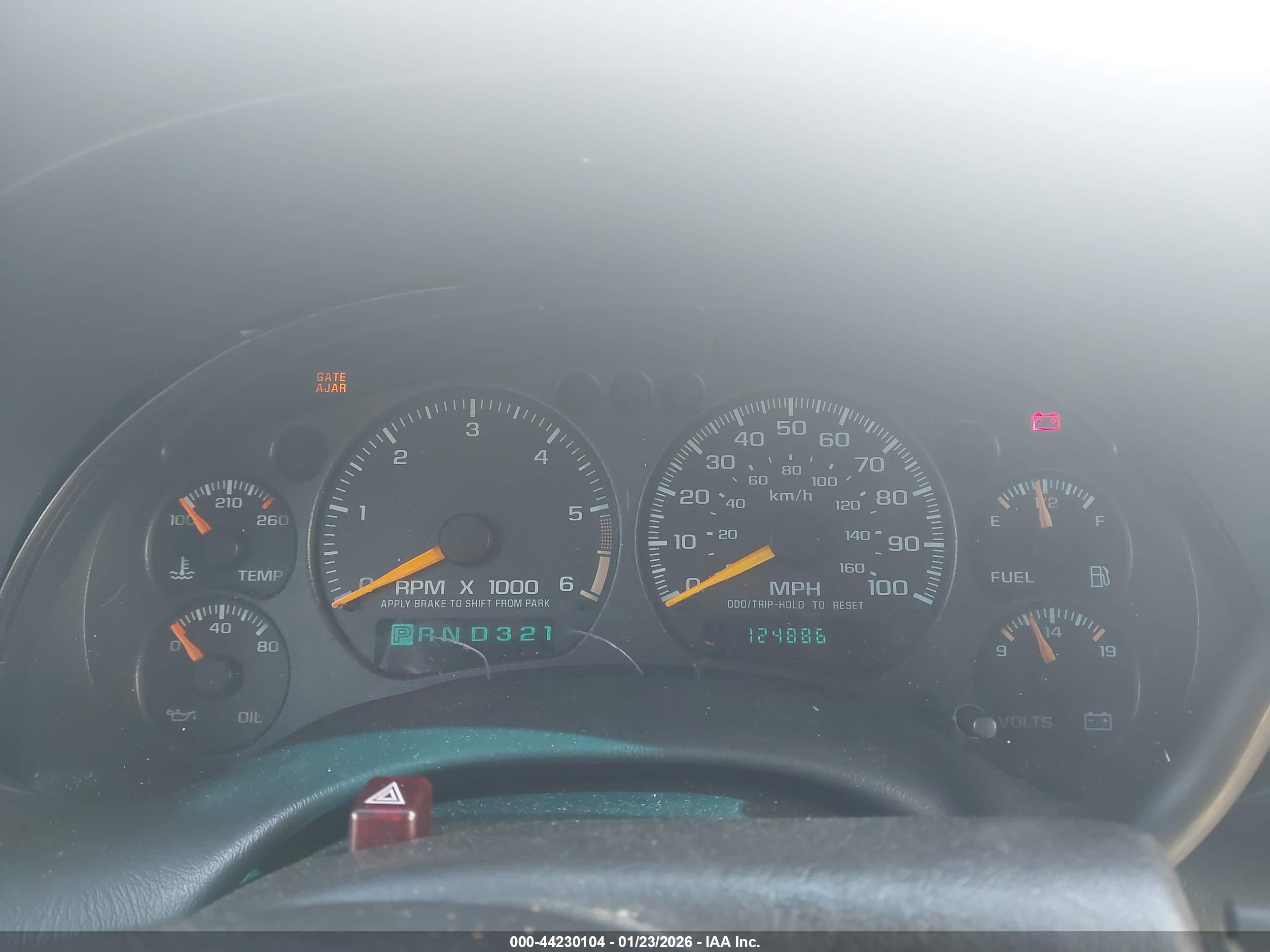 CHEVROLET BLAZER image 7