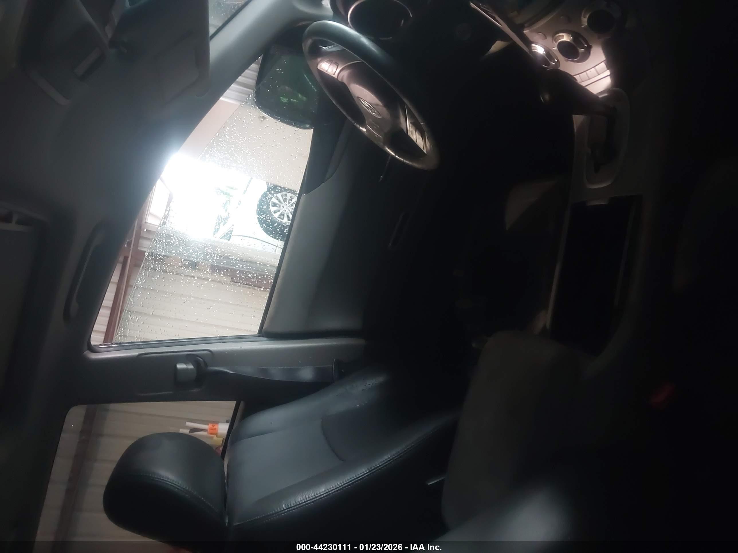 SUBARU TRIBECA image 5