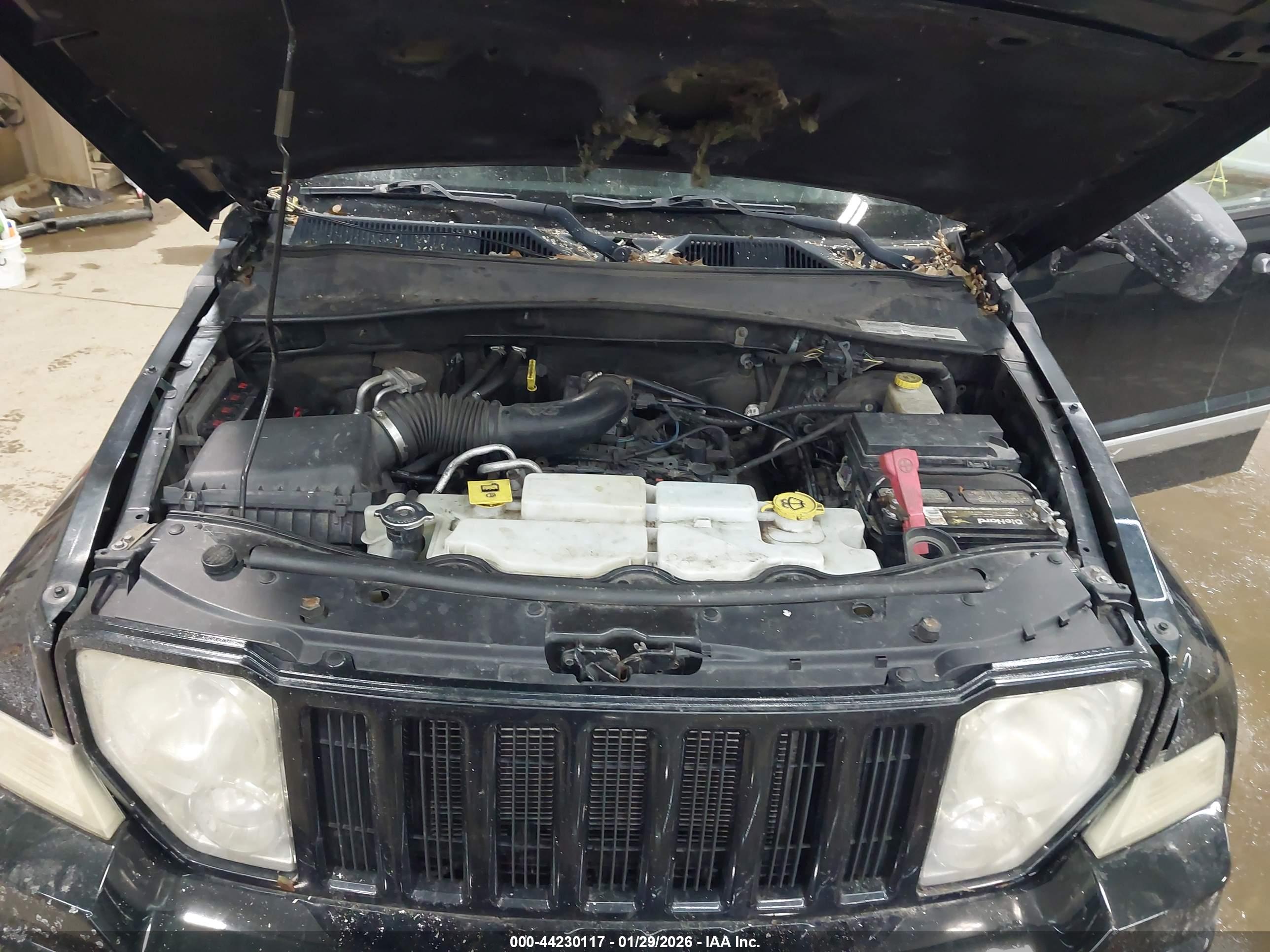 JEEP LIBERTY image 10