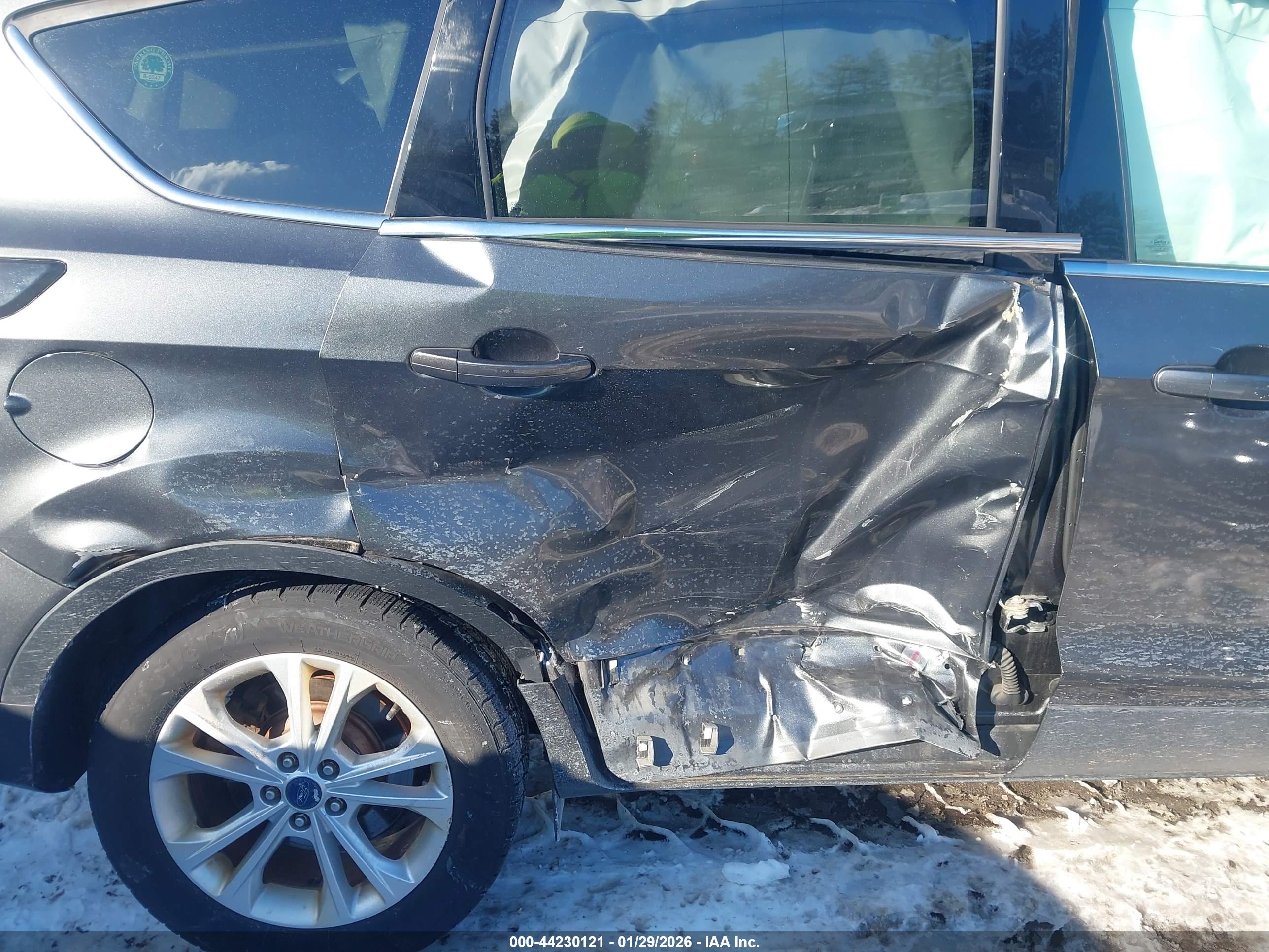 FORD ESCAPE image 6