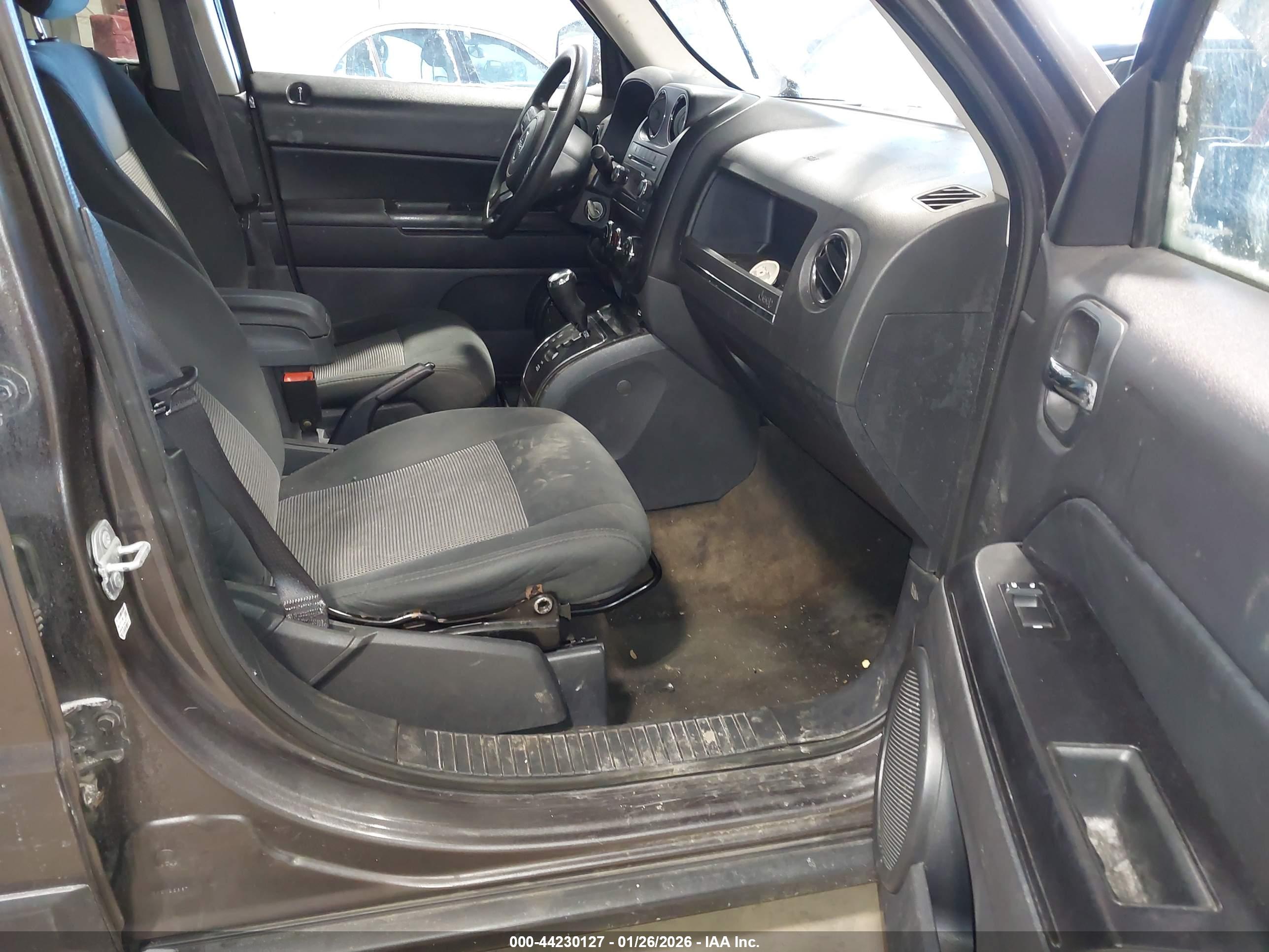 JEEP PATRIOT image 5
