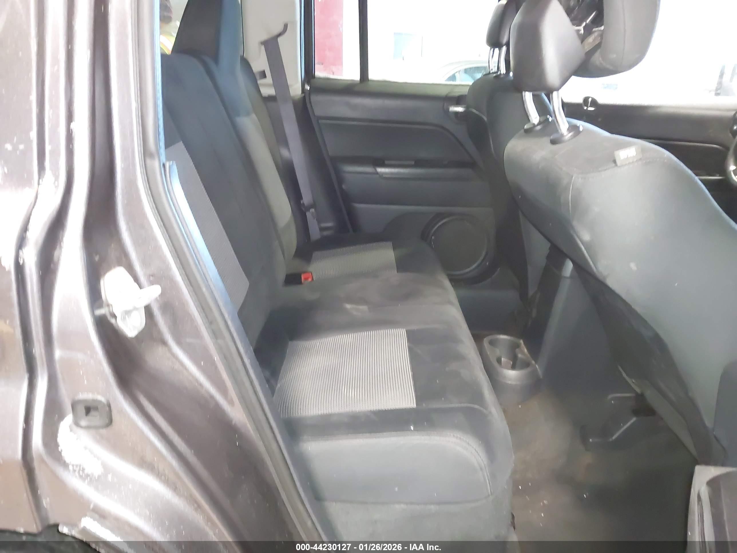 JEEP PATRIOT image 8