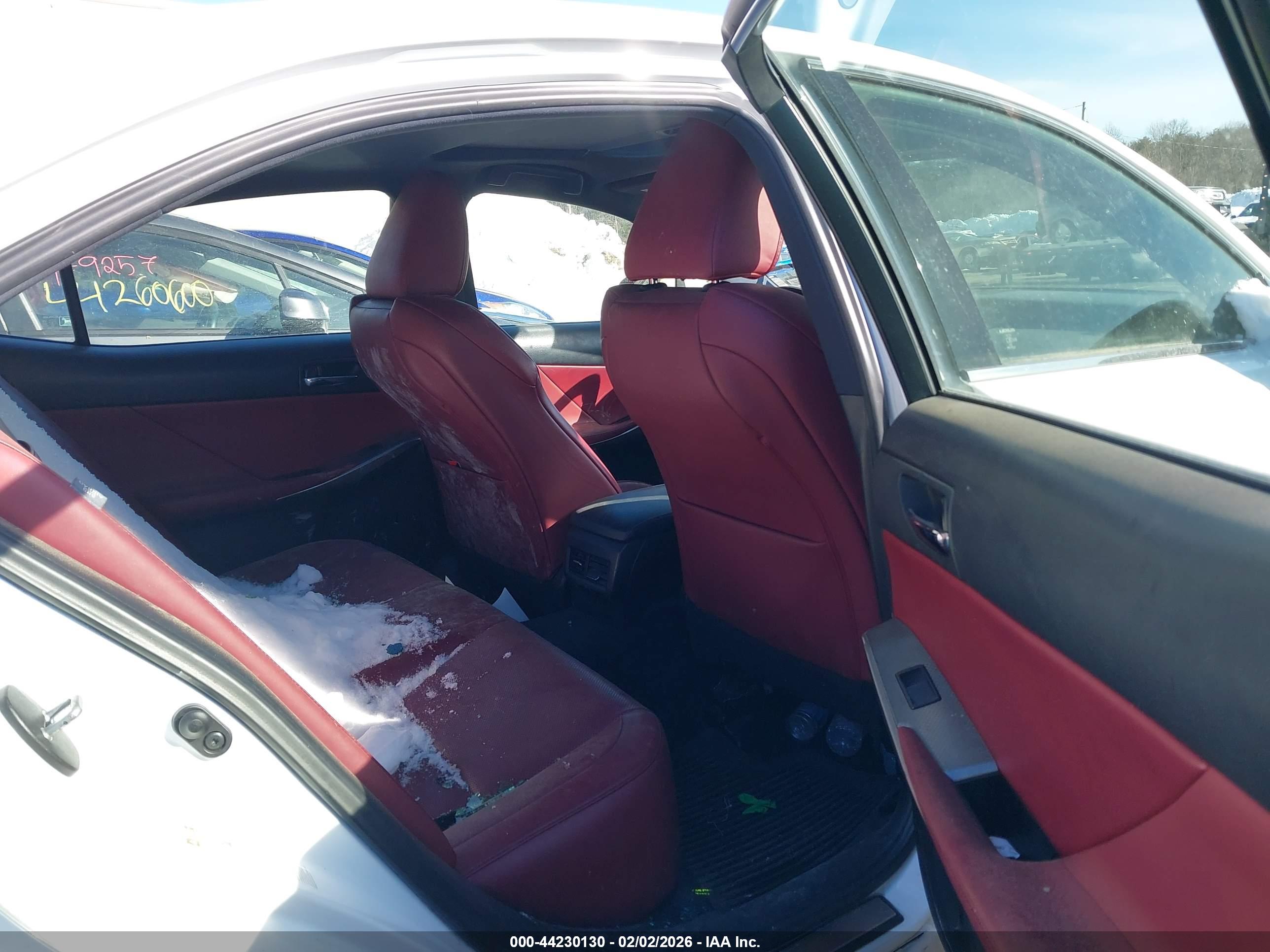 LEXUS IS image 8