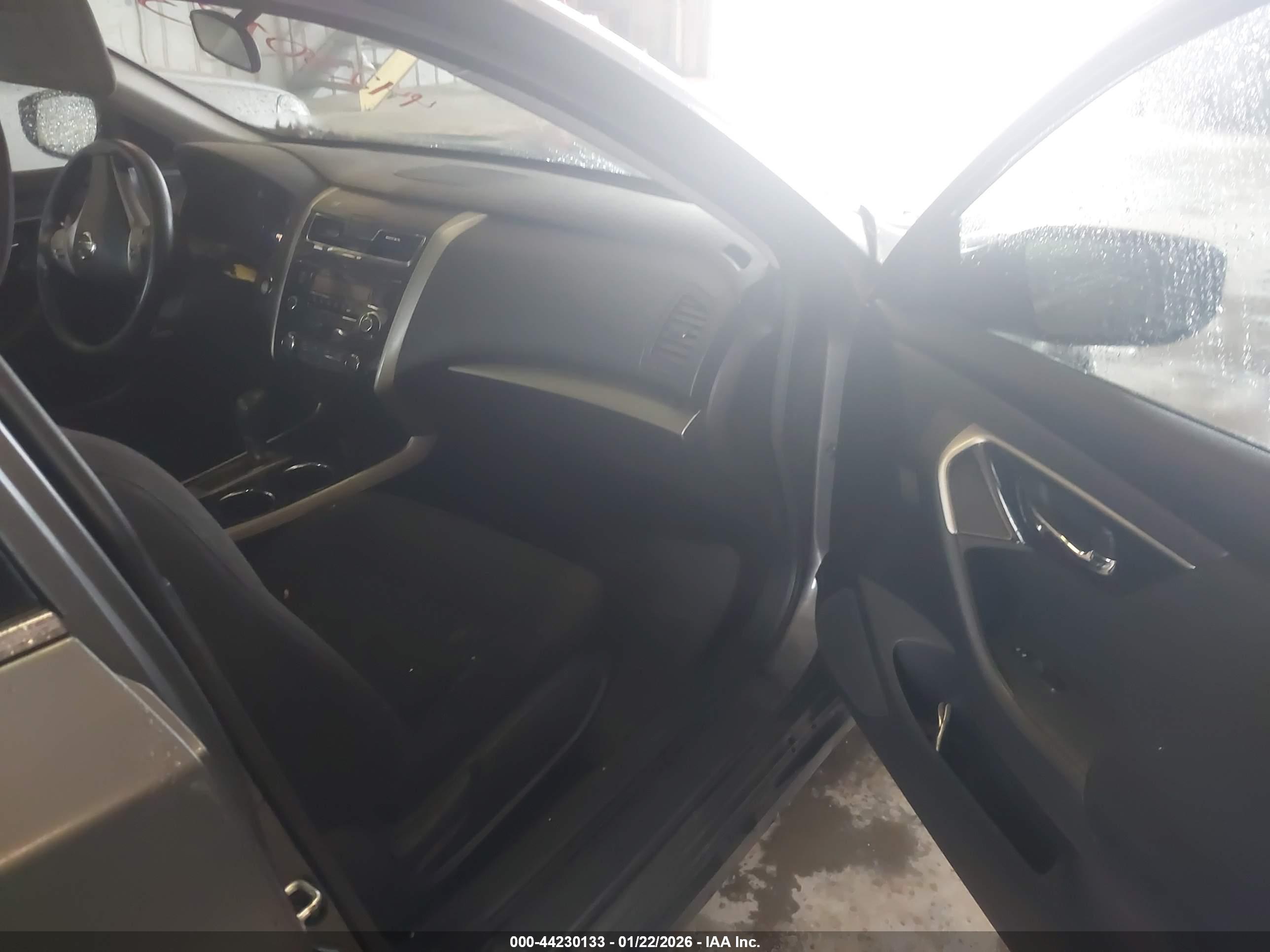 NISSAN ALTIMA image 5