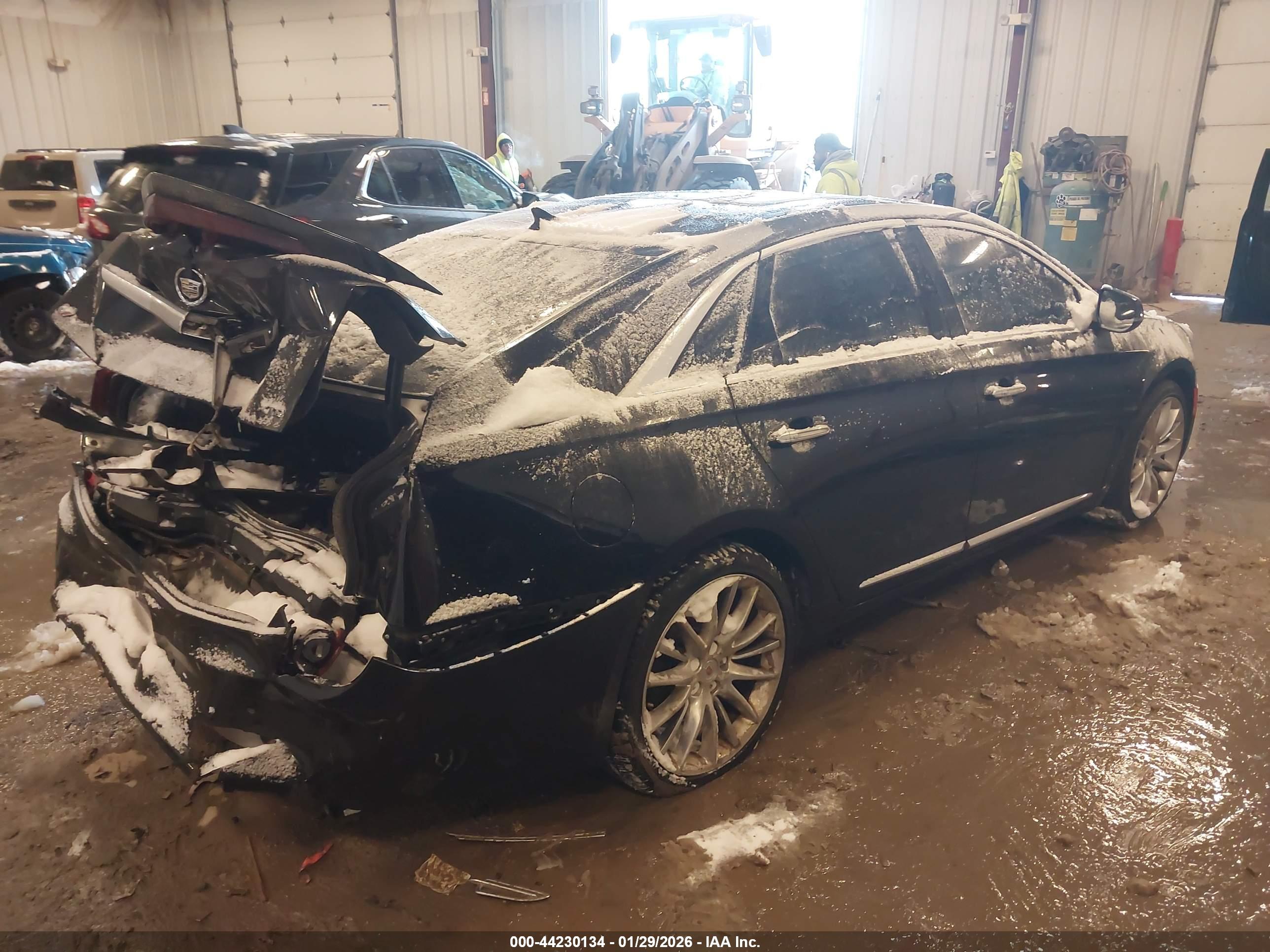 CADILLAC XTS image 4