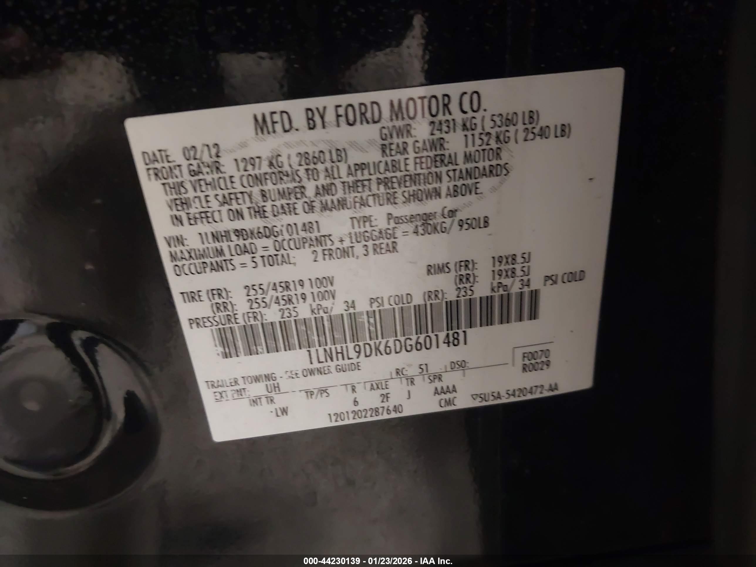 LINCOLN MKS image 9