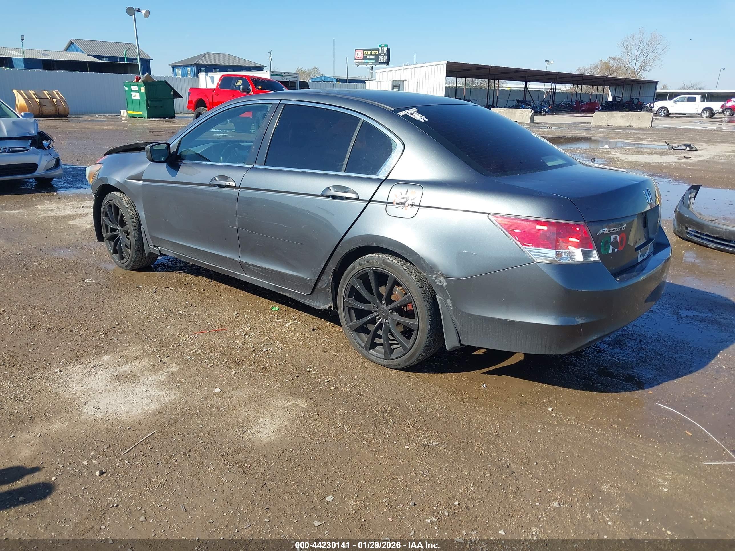 HONDA ACCORD image 3