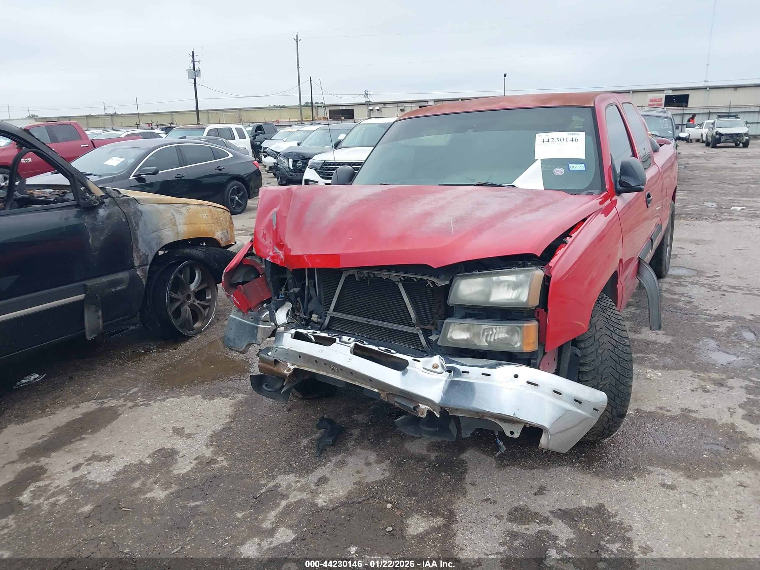 CHEVROLET SILVERADO image 6