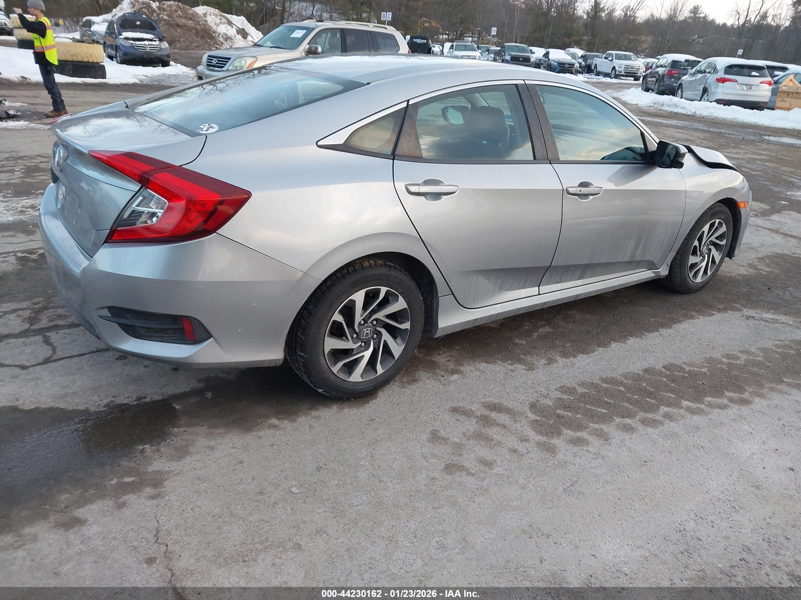 HONDA CIVIC image 4