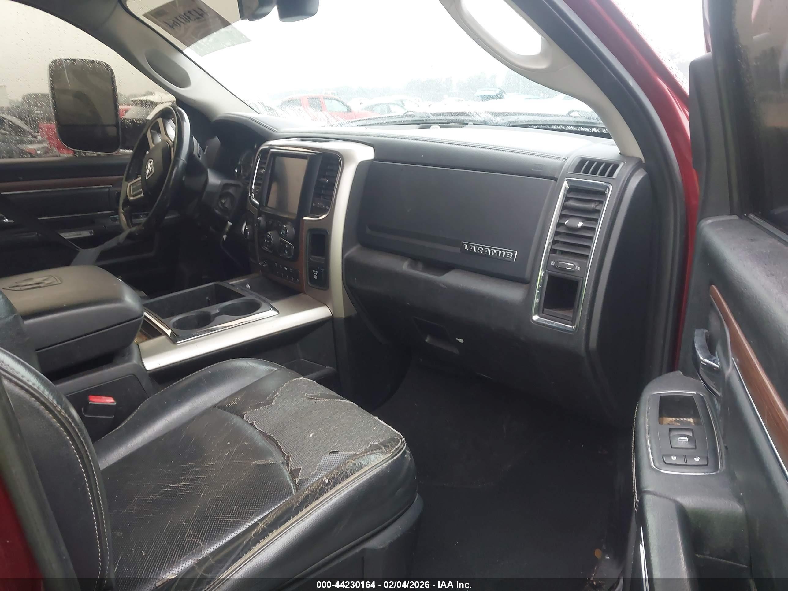 RAM 3500 image 8