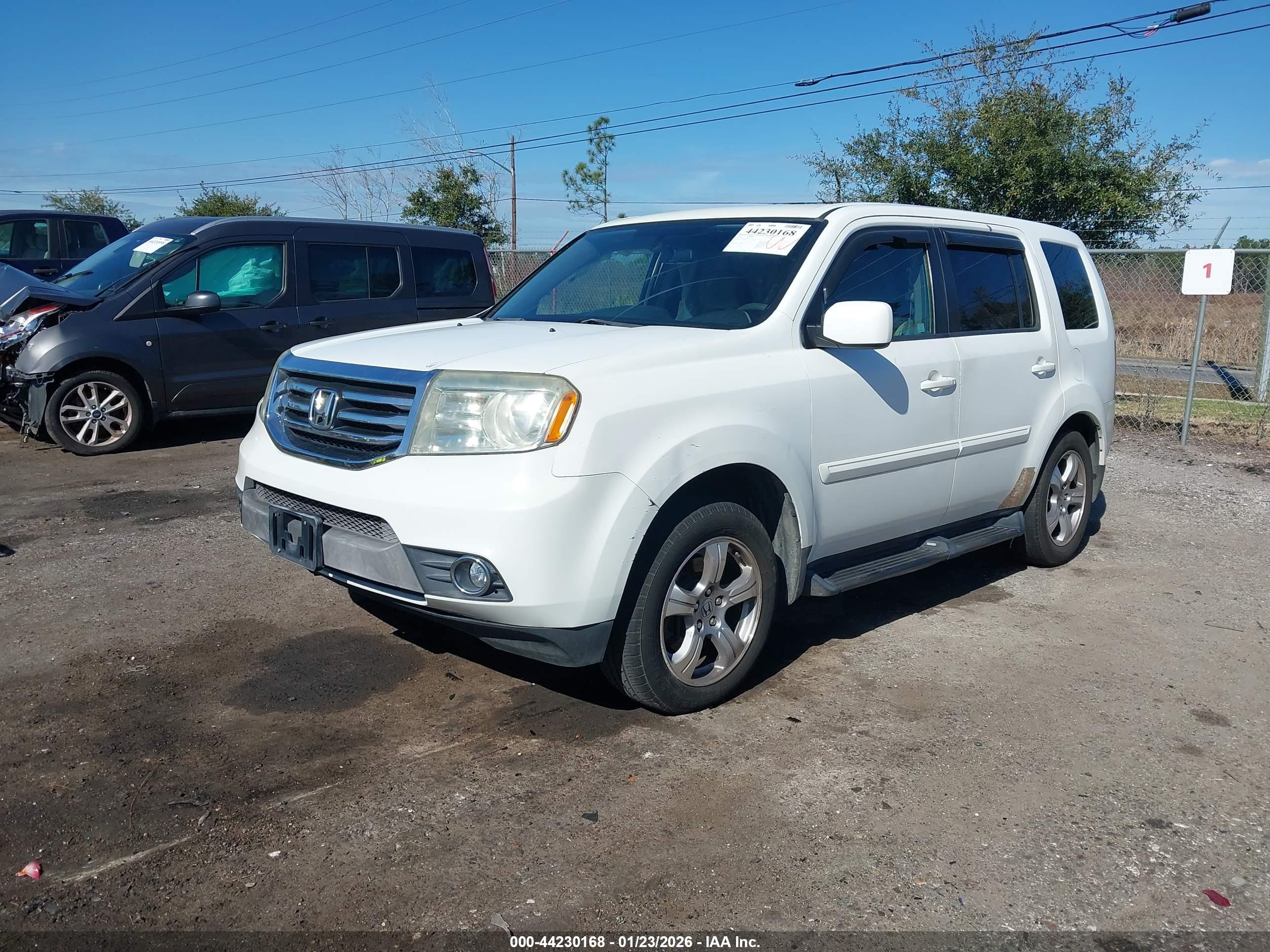 HONDA PILOT image 2