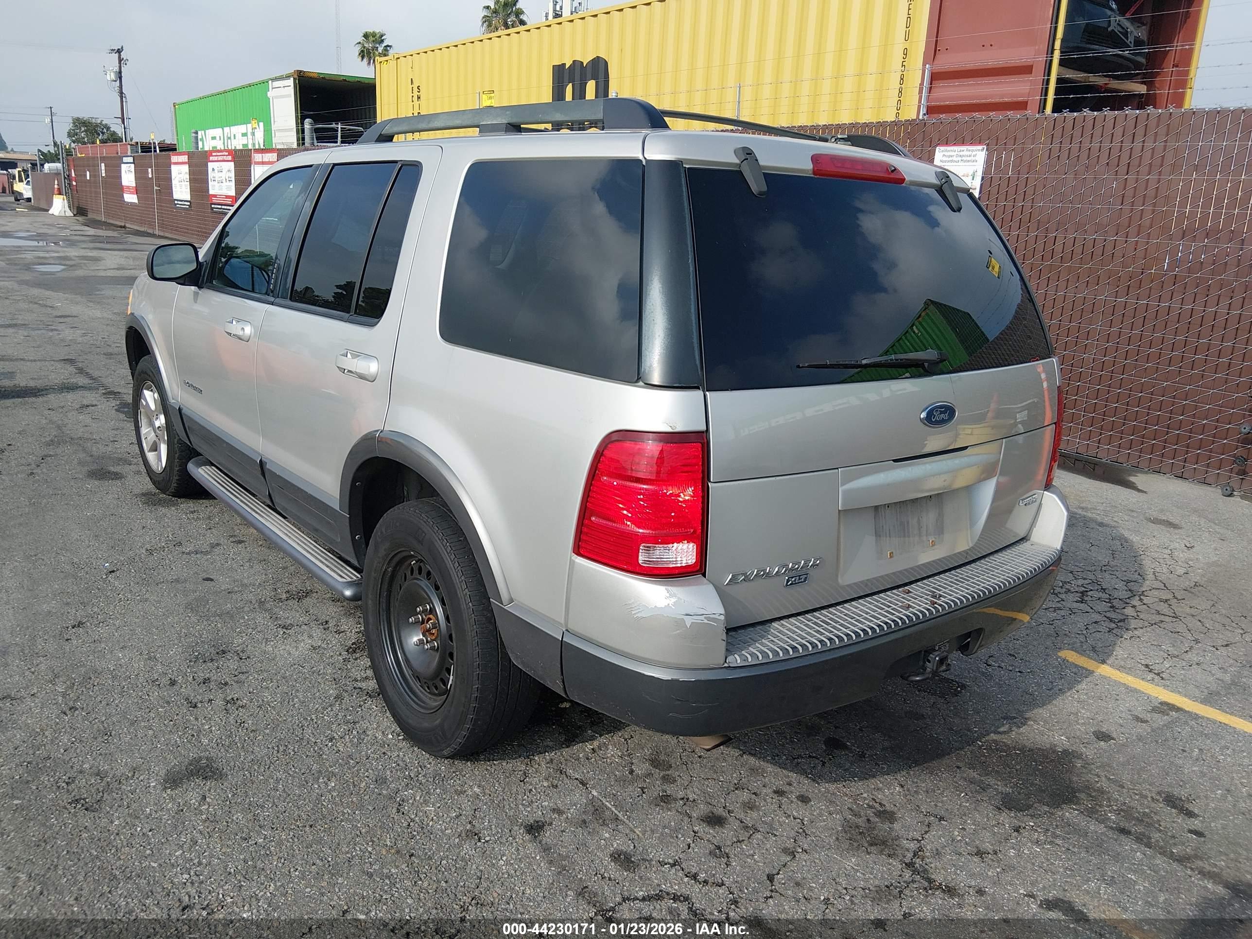 FORD EXPLORER image 3