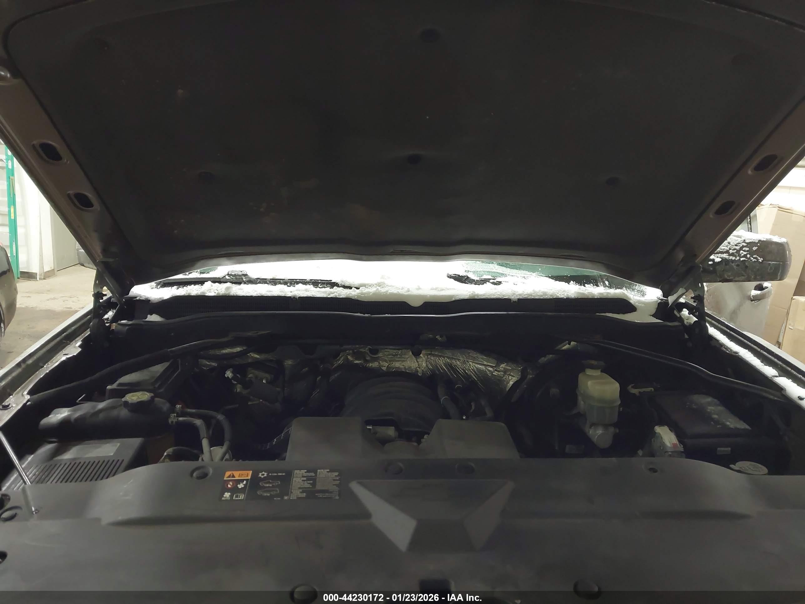 CHEVROLET SILVERADO image 10