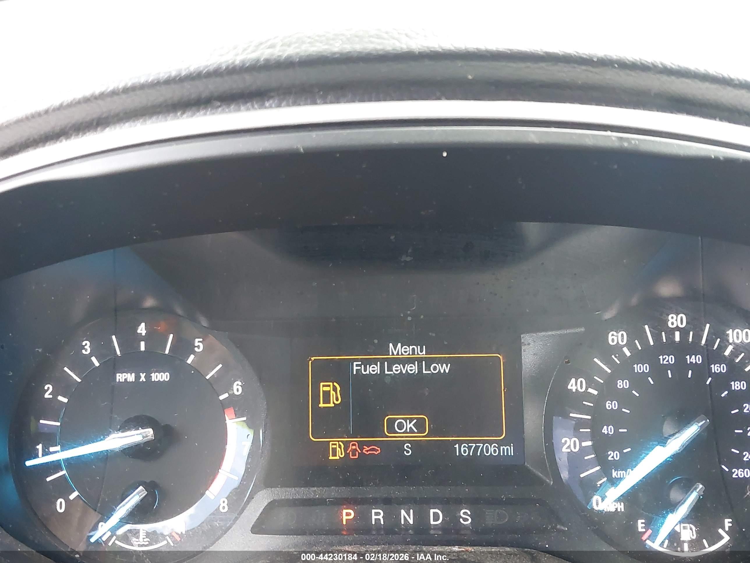 FORD FUSION image 7