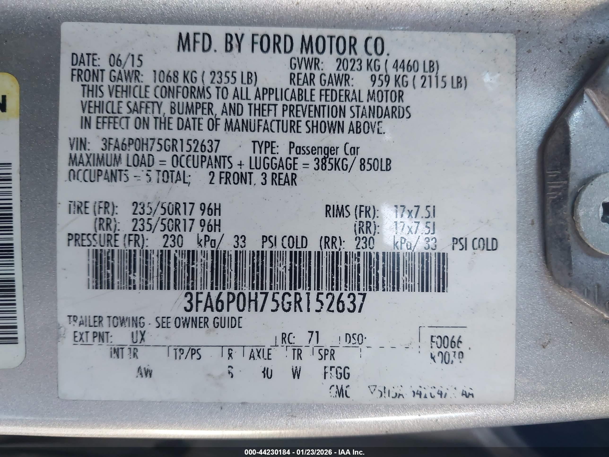 FORD FUSION image 9