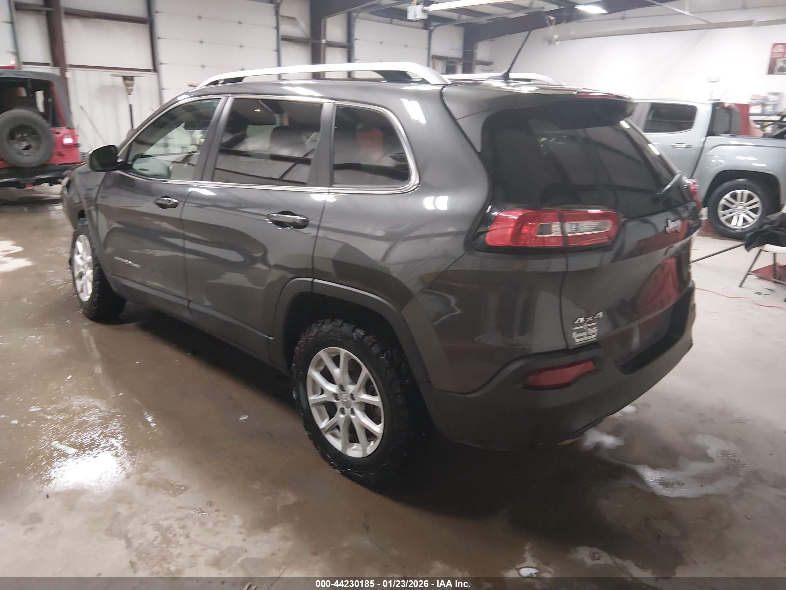 JEEP CHEROKEE image 3