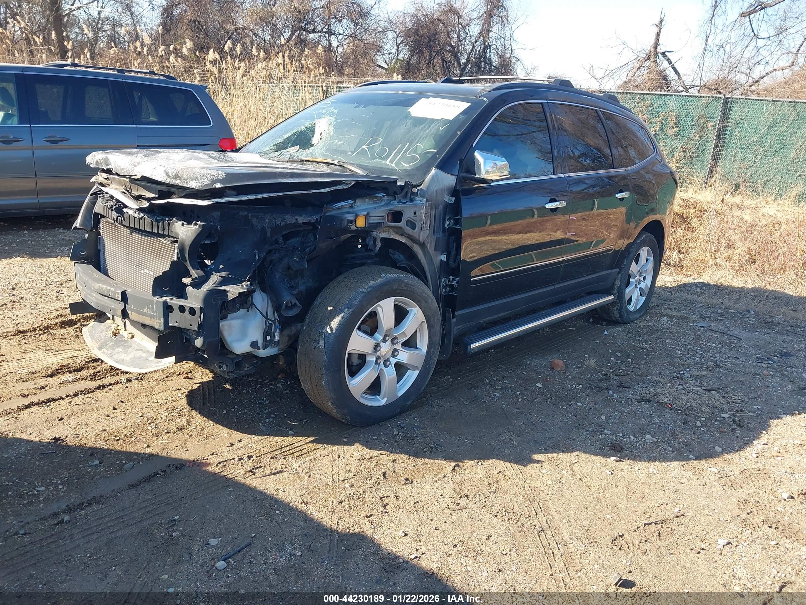 CHEVROLET TRAVERSE image 2