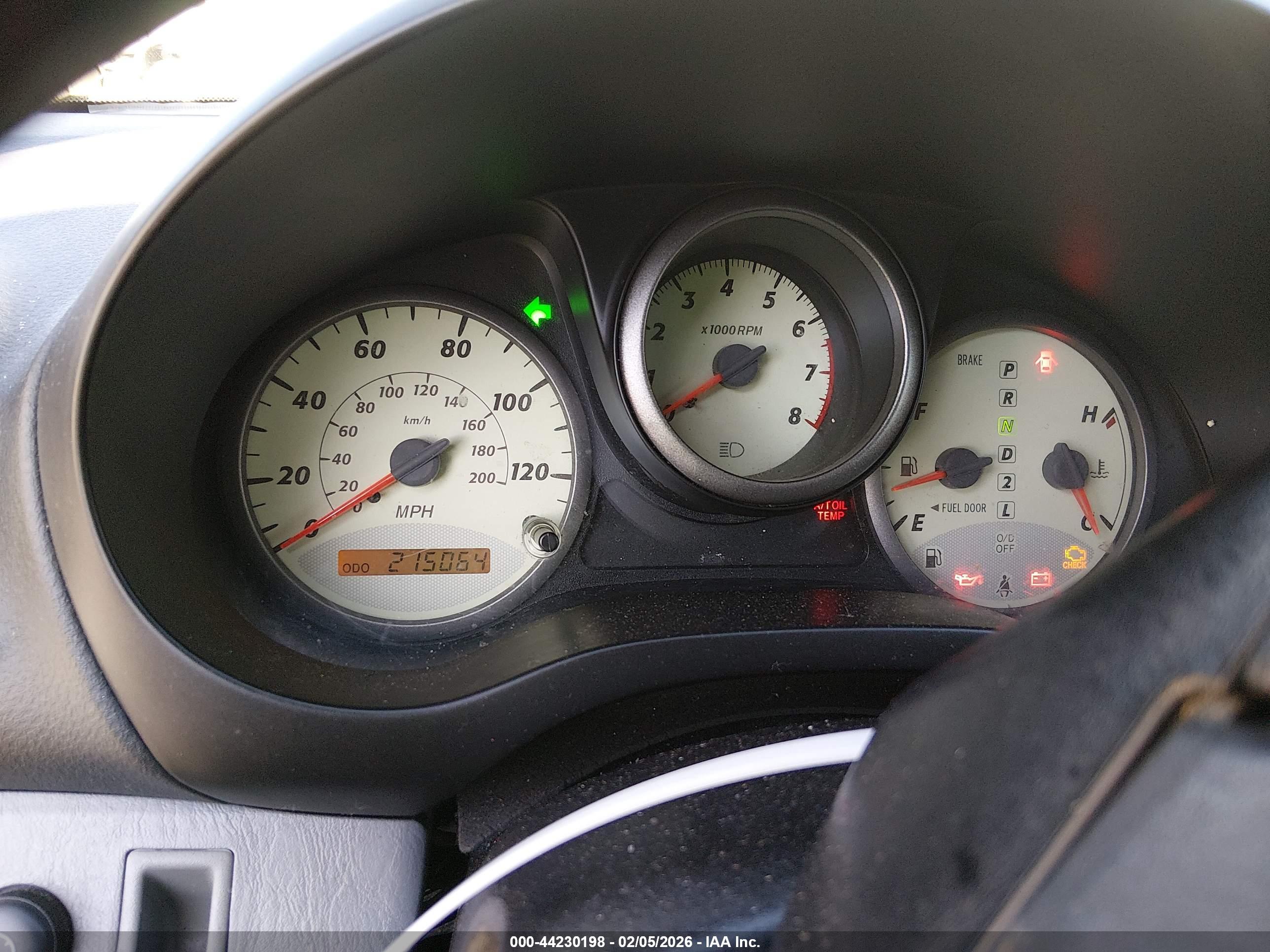 TOYOTA RAV4 image 7