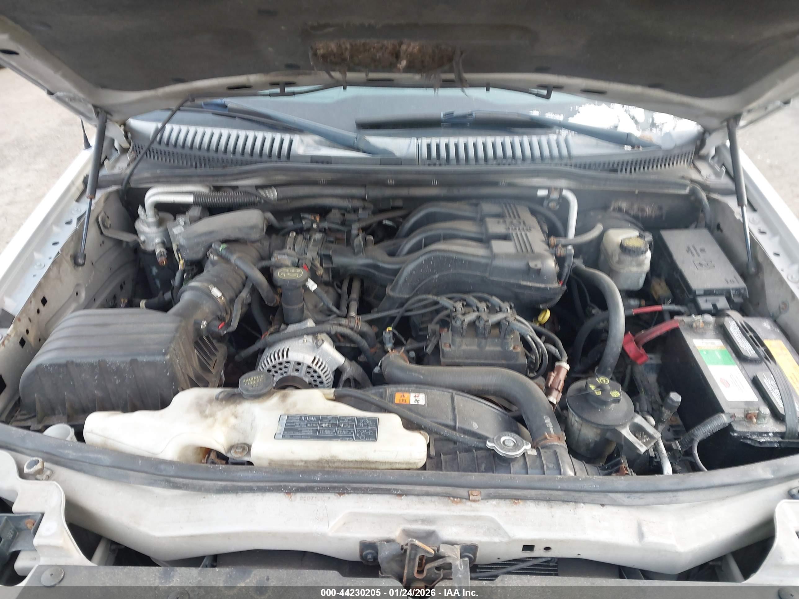 FORD EXPLORER image 10