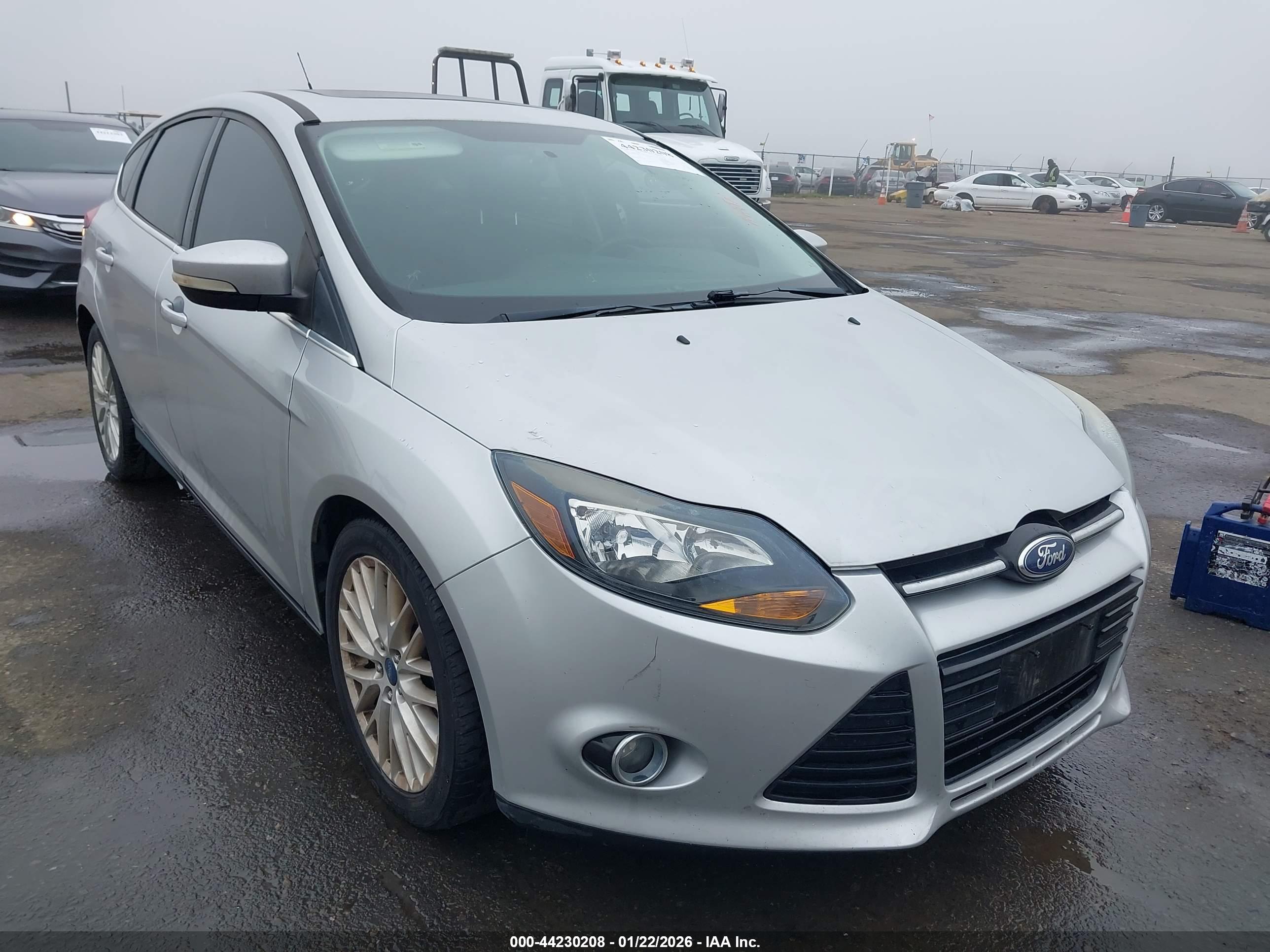 FORD FOCUS image 6