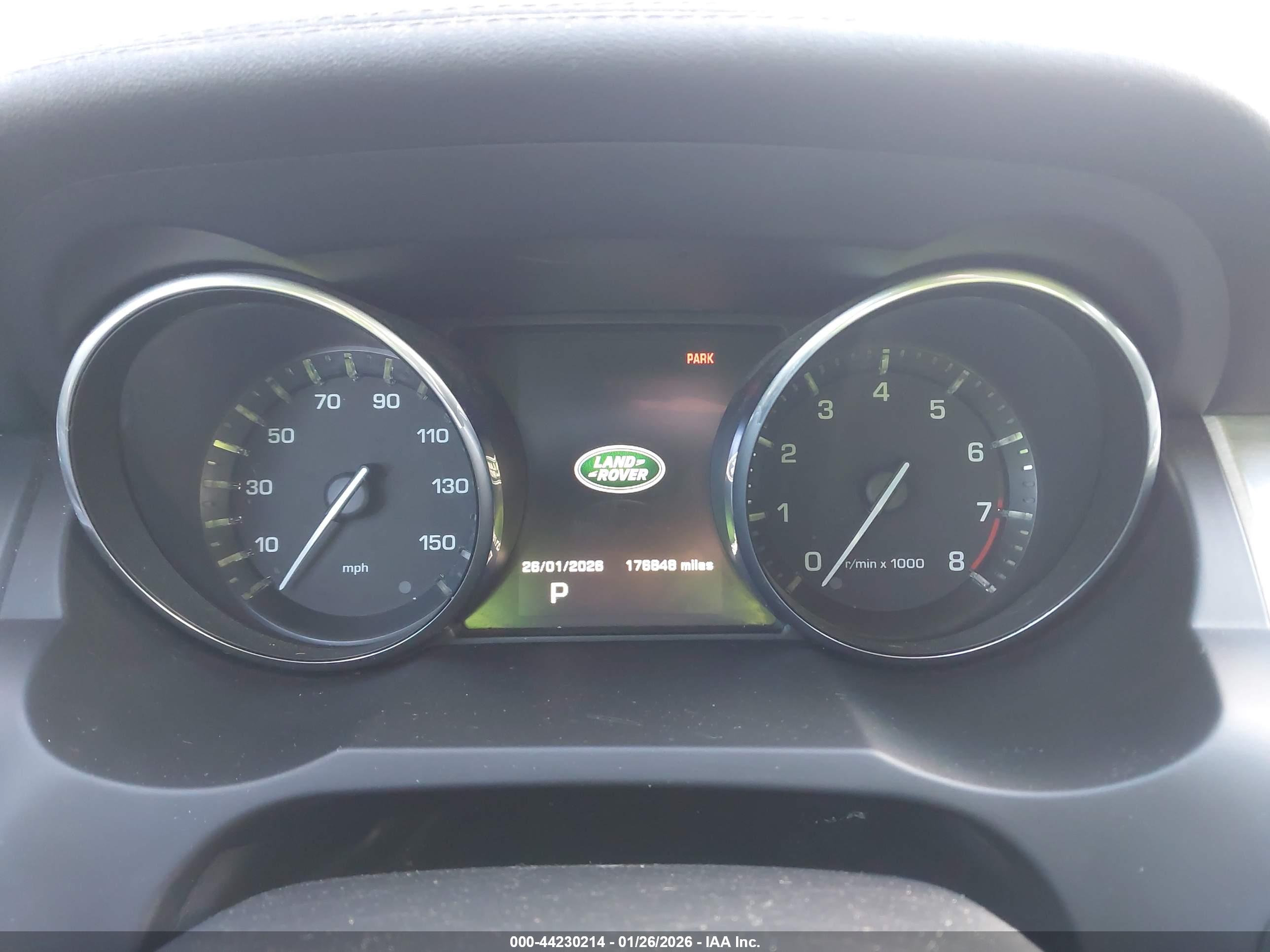 LAND ROVER image 7