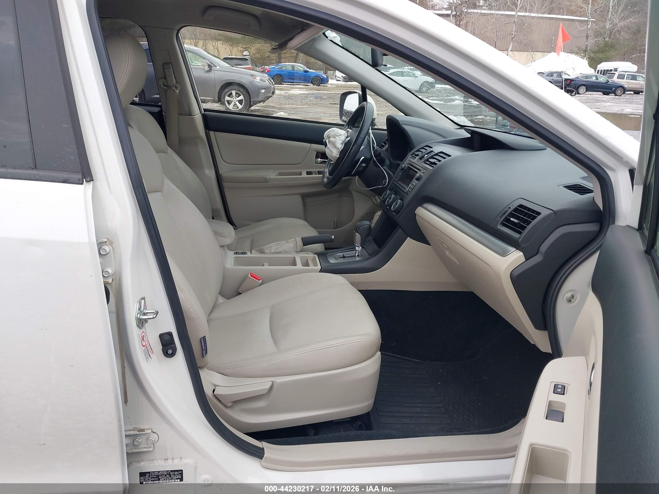 SUBARU XV image 5