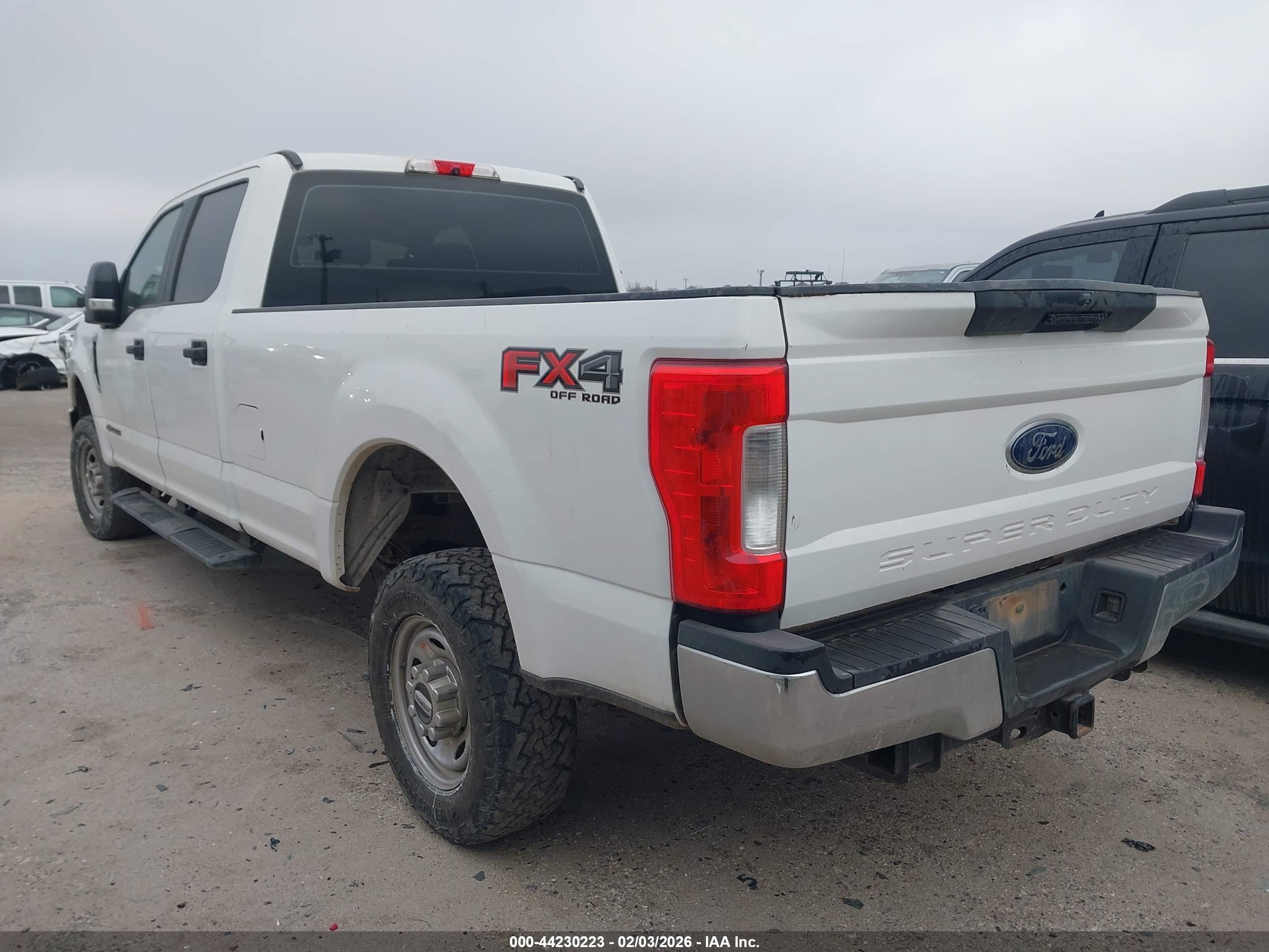 FORD F-250 image 3