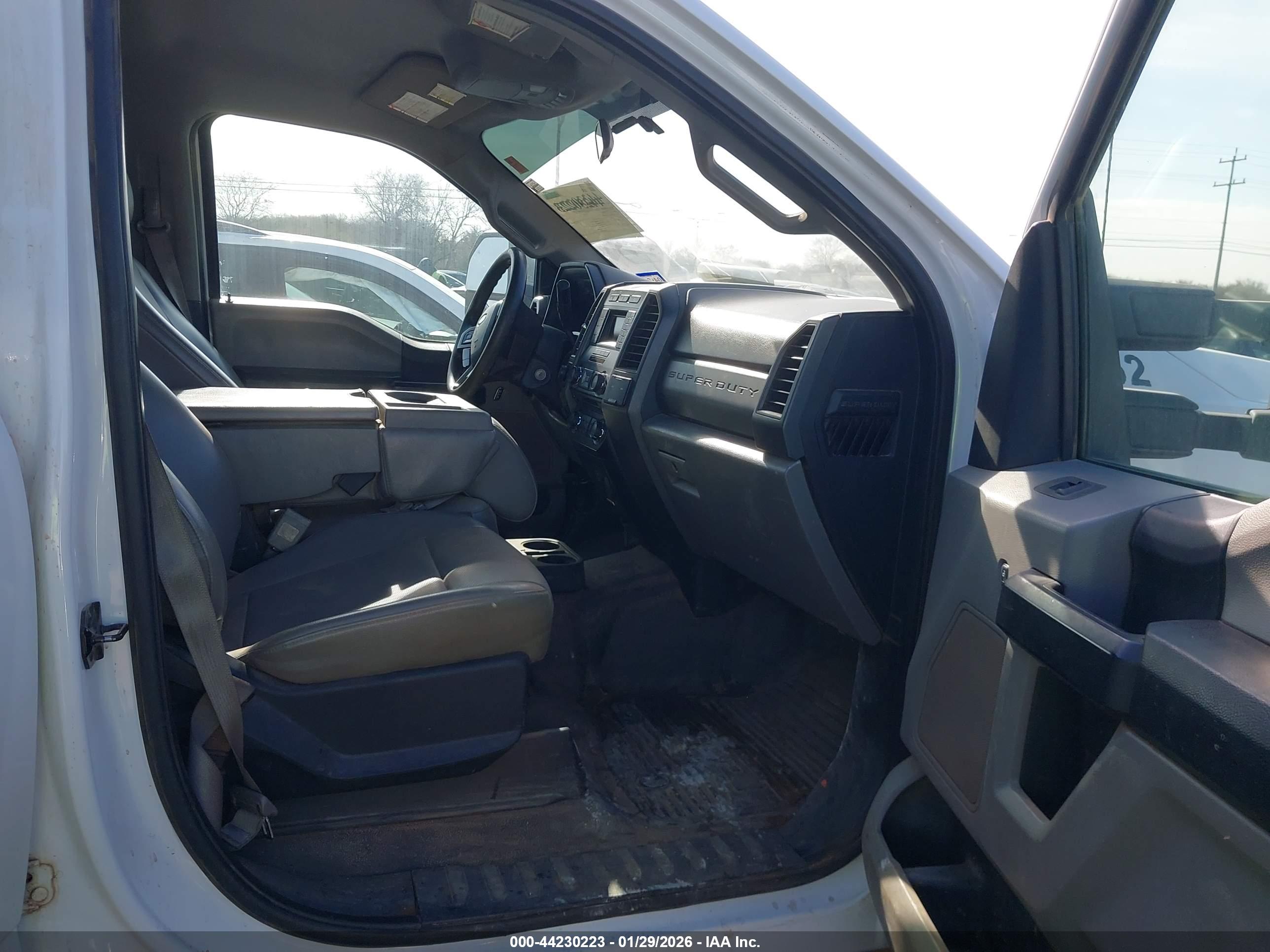 FORD F-250 image 5