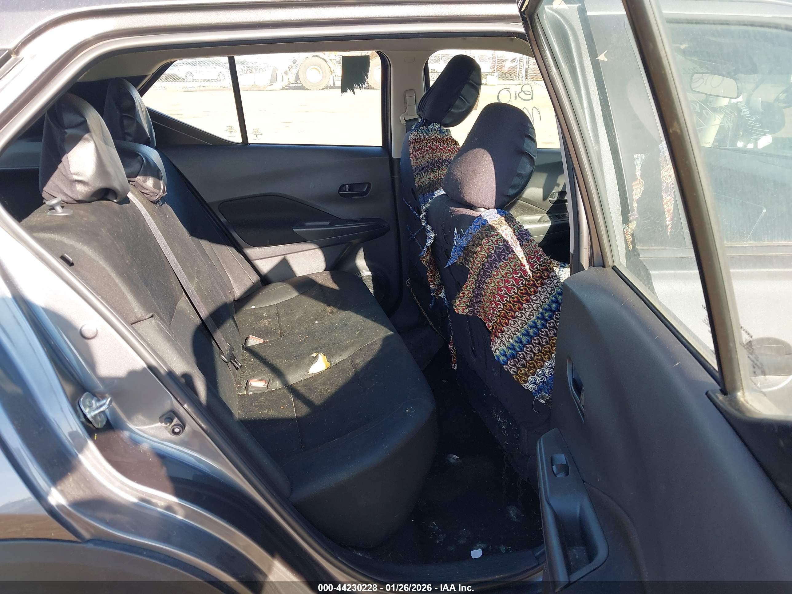 NISSAN KICKS image 8