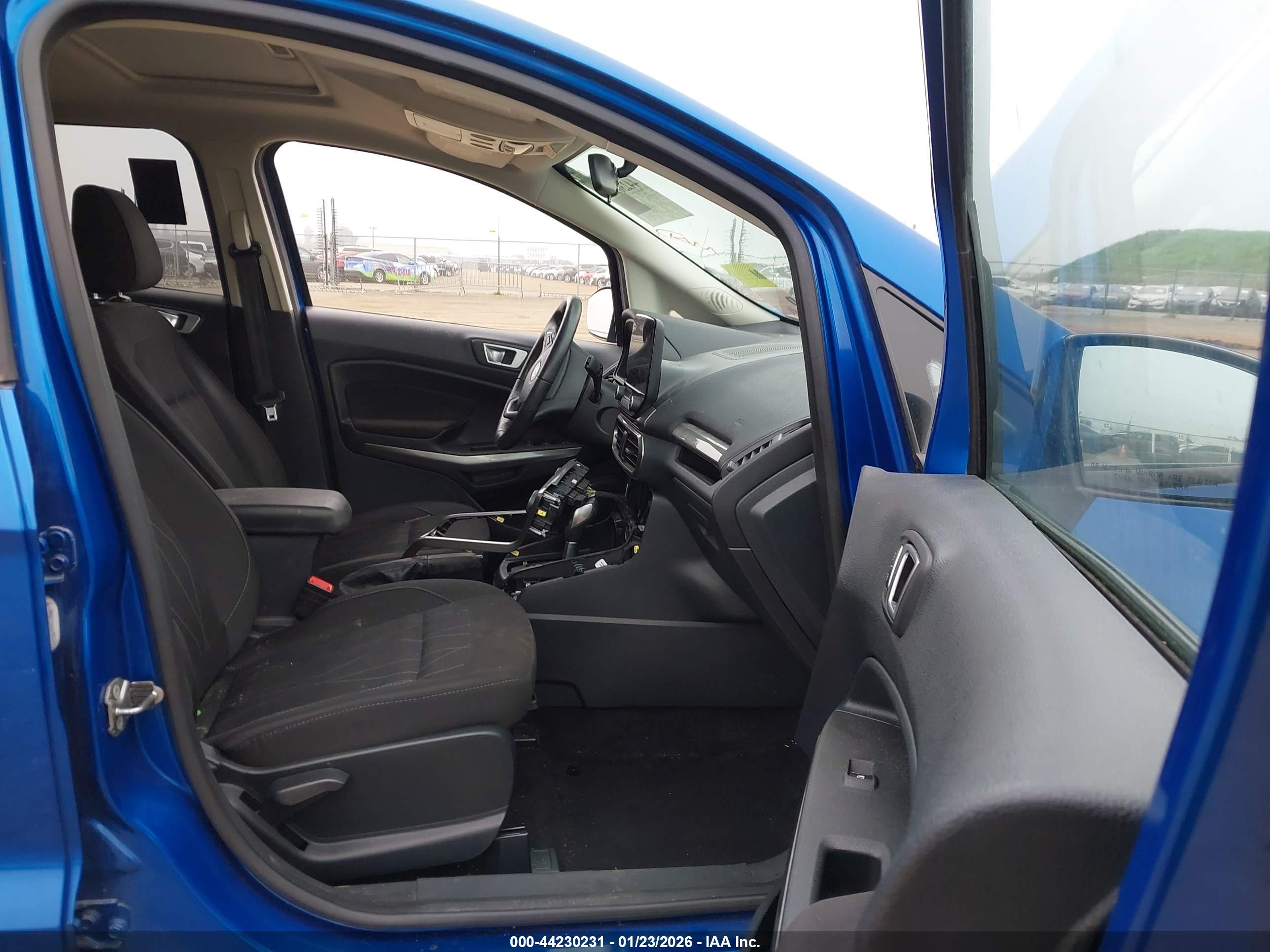 FORD ECOSPORT image 5