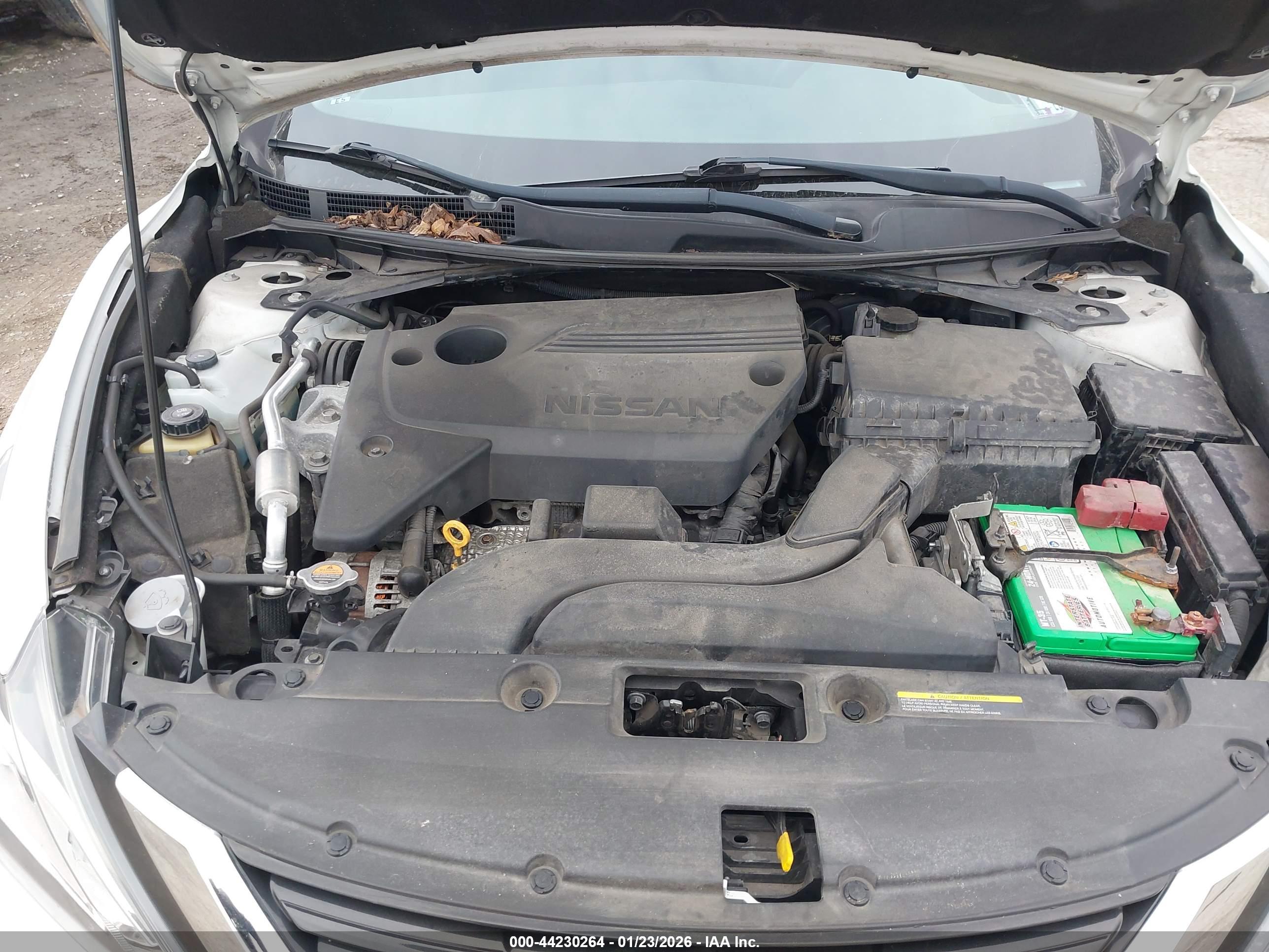 NISSAN ALTIMA image 10