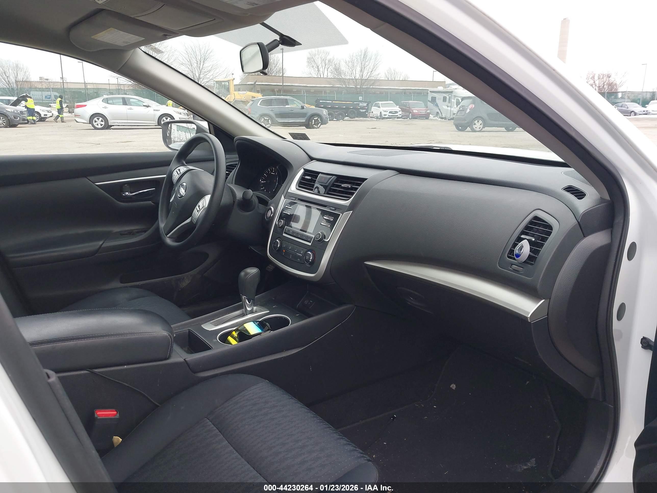 NISSAN ALTIMA image 5