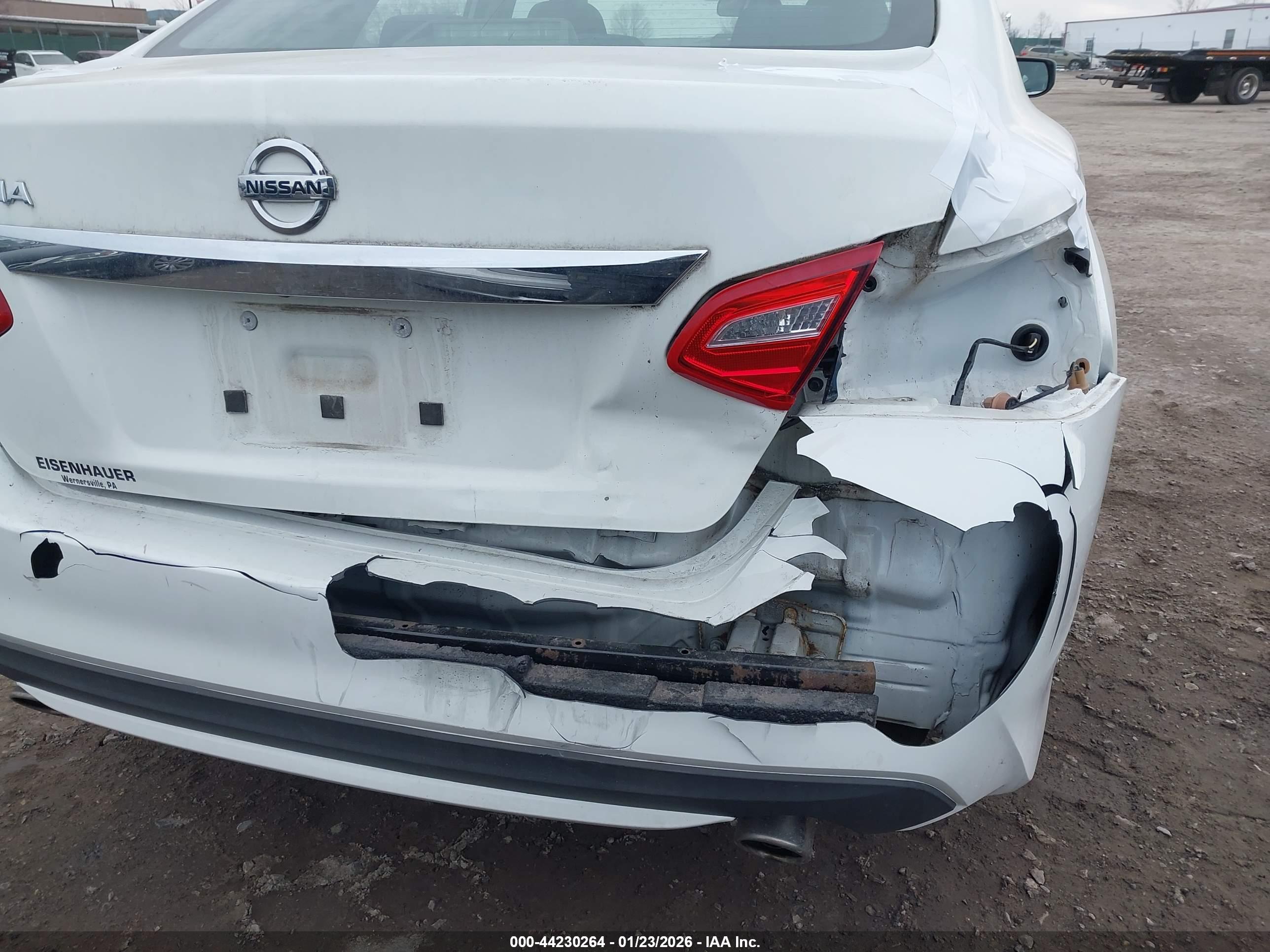 NISSAN ALTIMA image 6