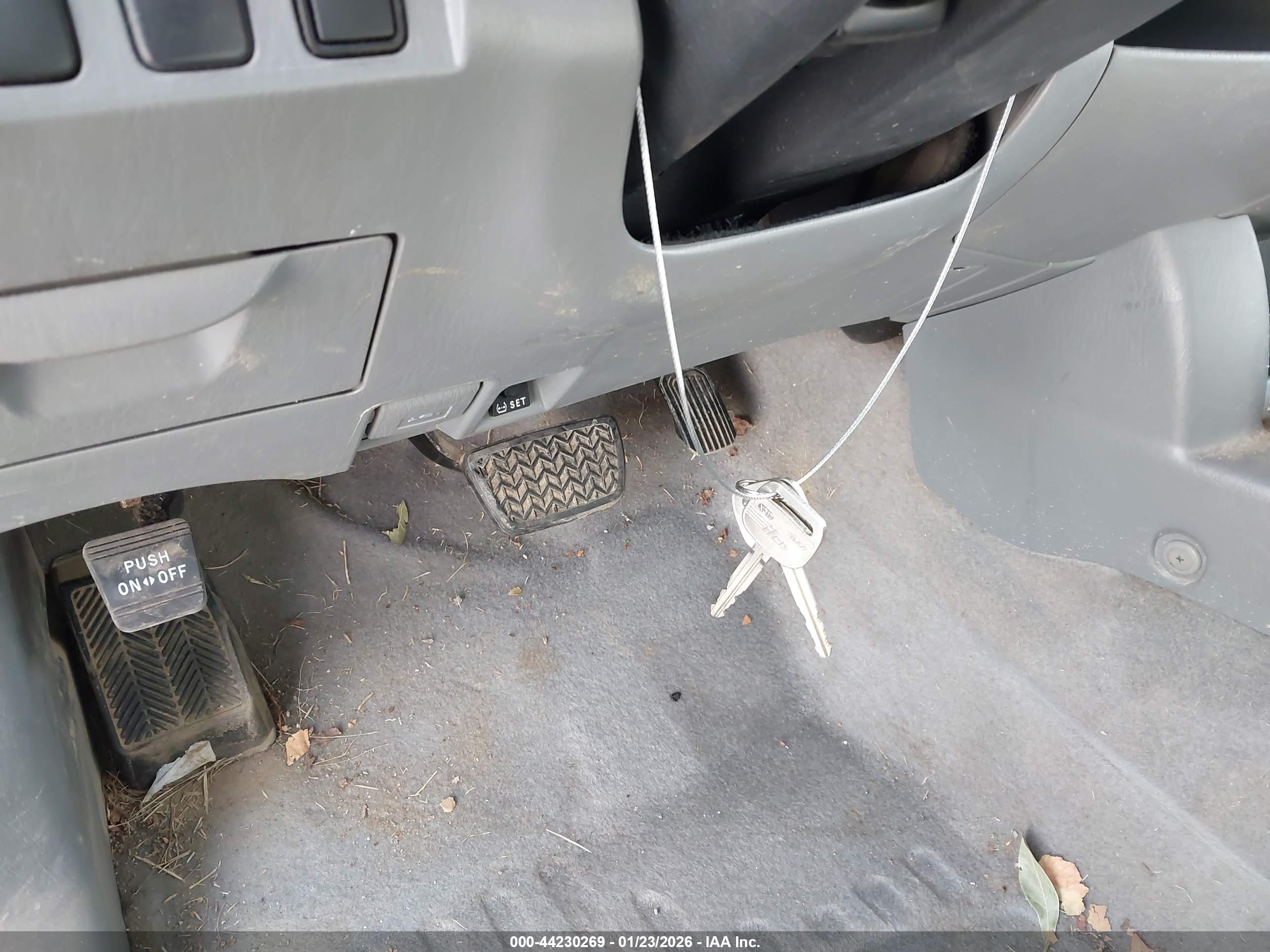 TOYOTA TACOMA image 11