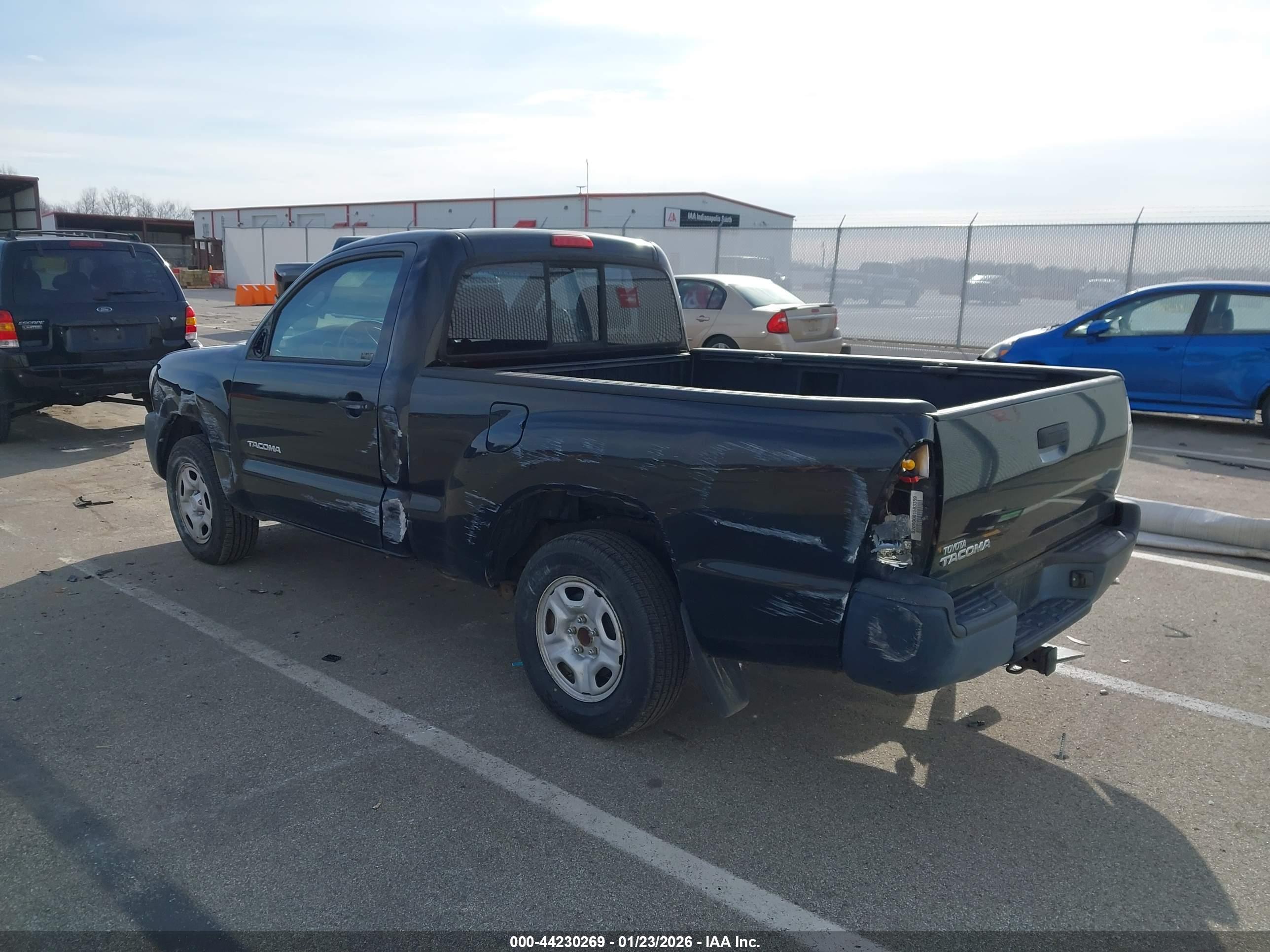 TOYOTA TACOMA image 3