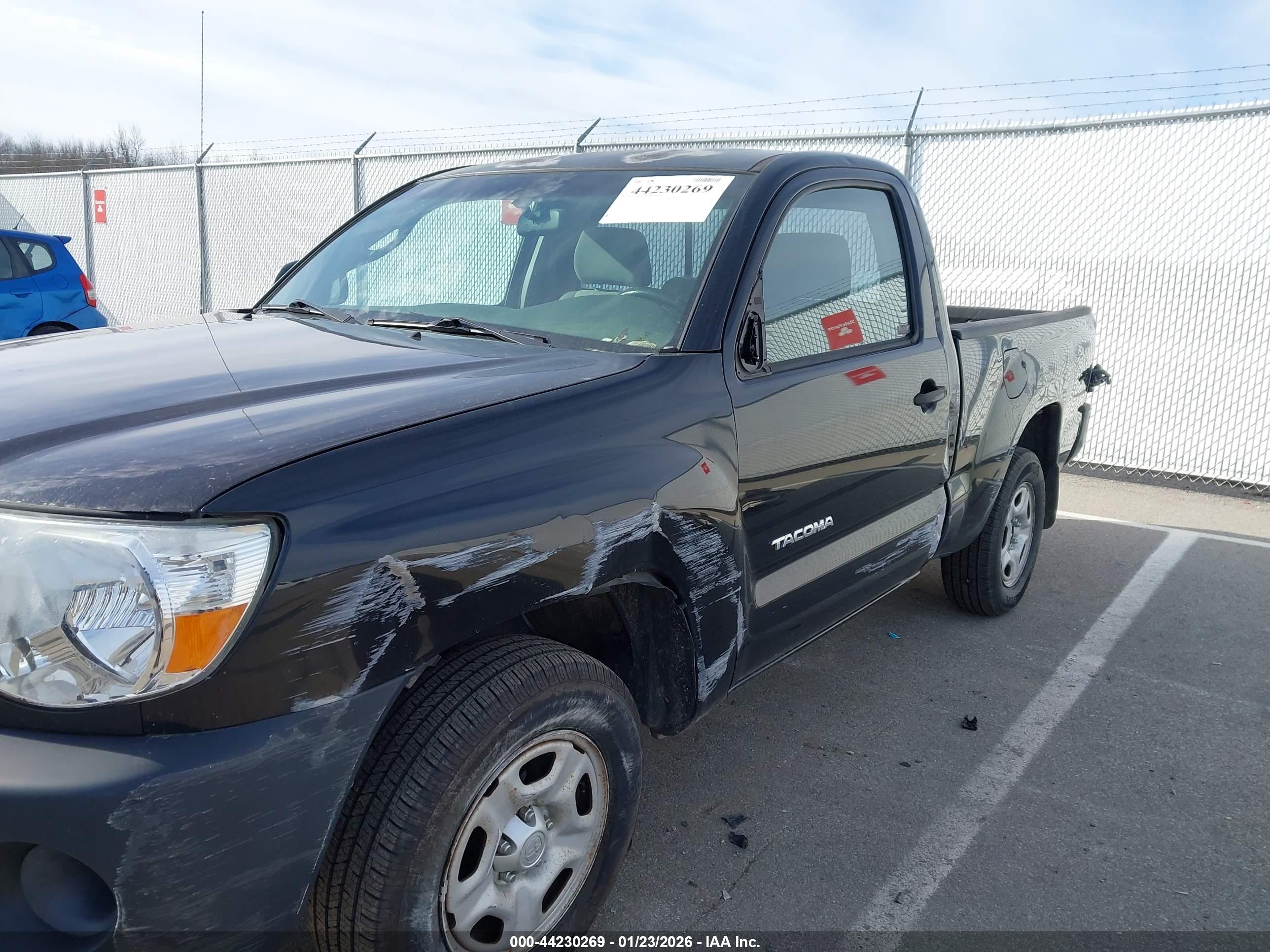 TOYOTA TACOMA image 6
