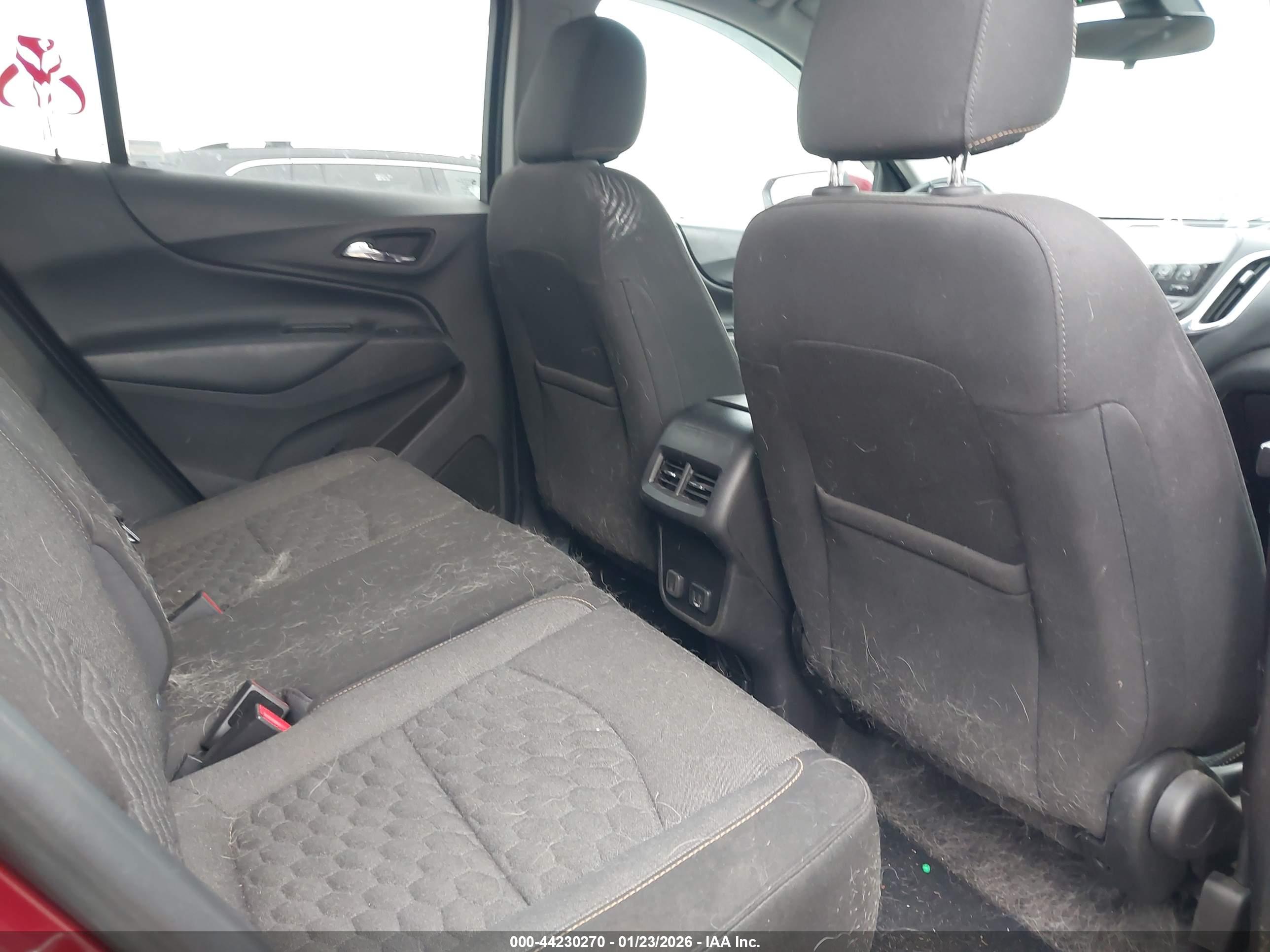 CHEVROLET EQUINOX image 8