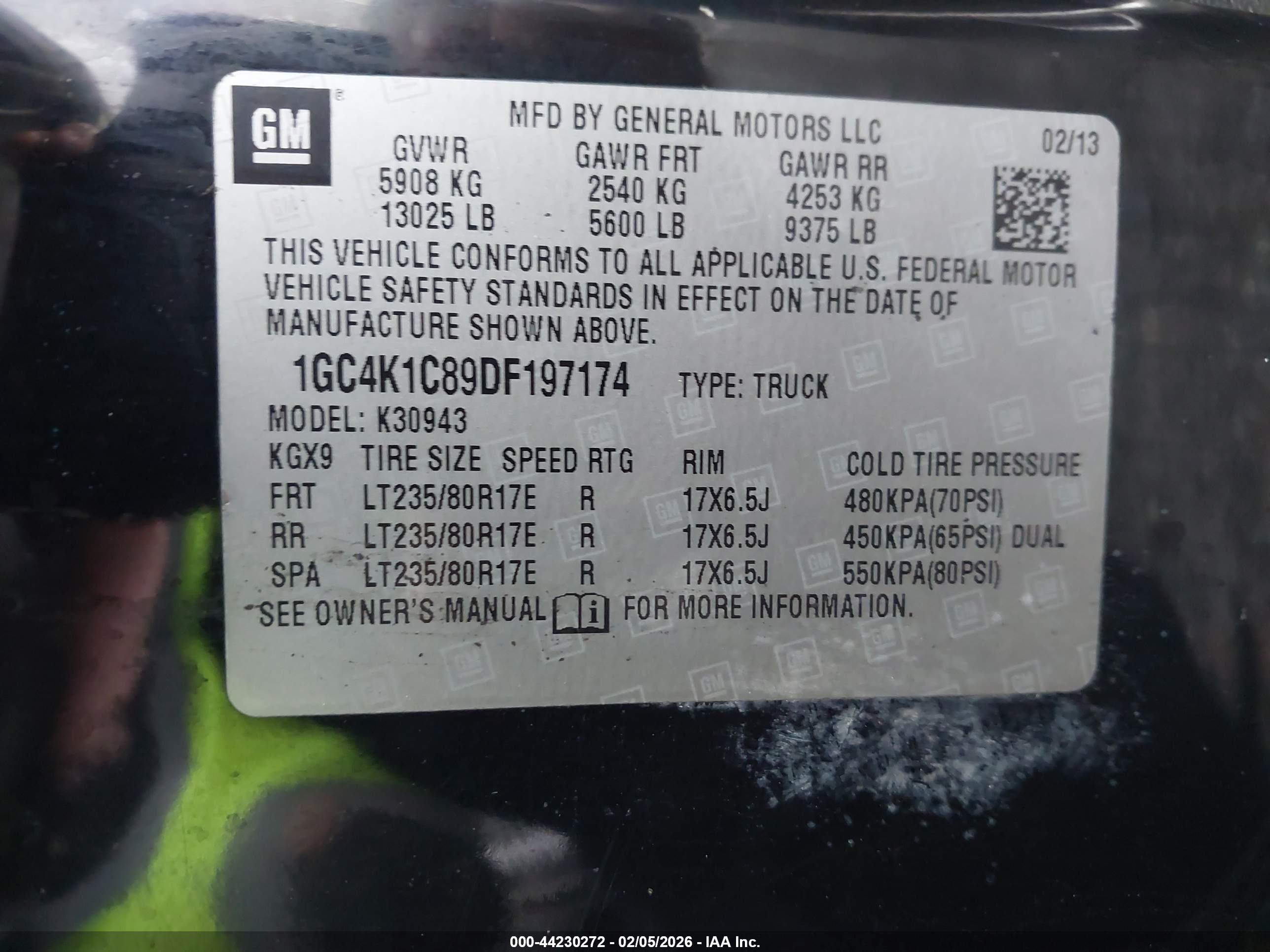 CHEVROLET SILVERADO image 9