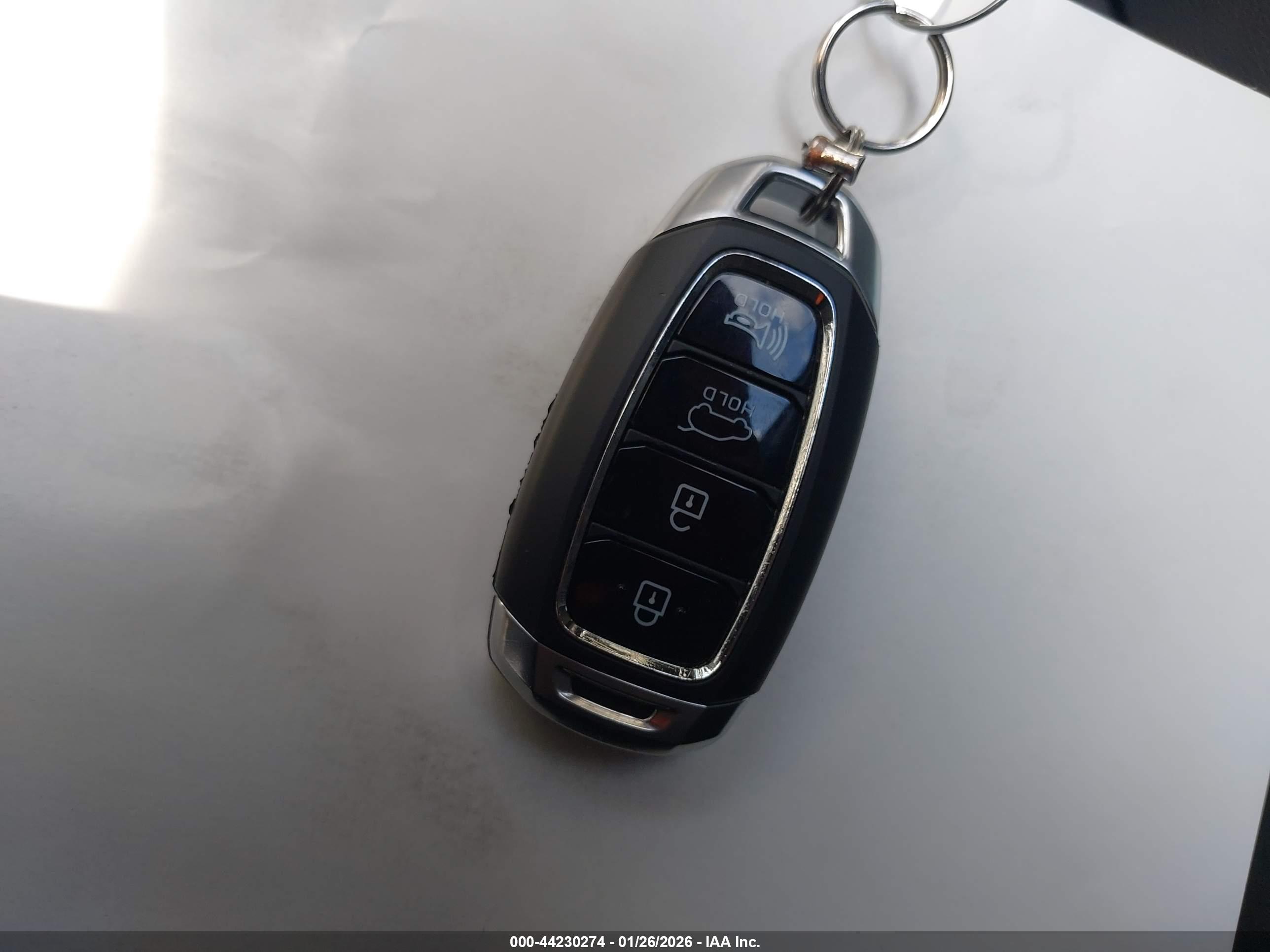 HYUNDAI KONA image 11