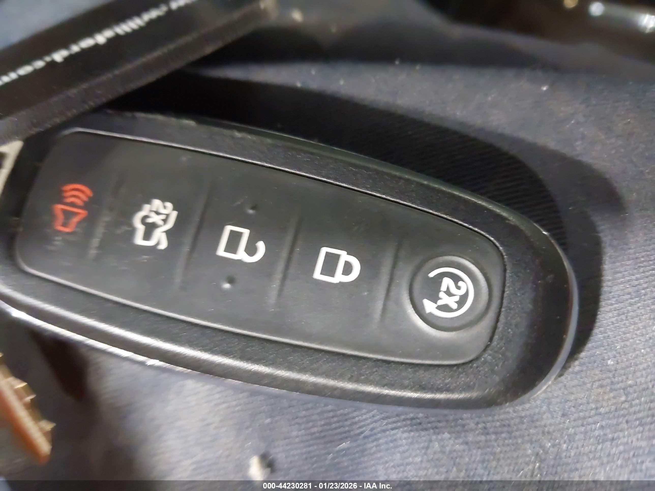 FORD ESCAPE image 11