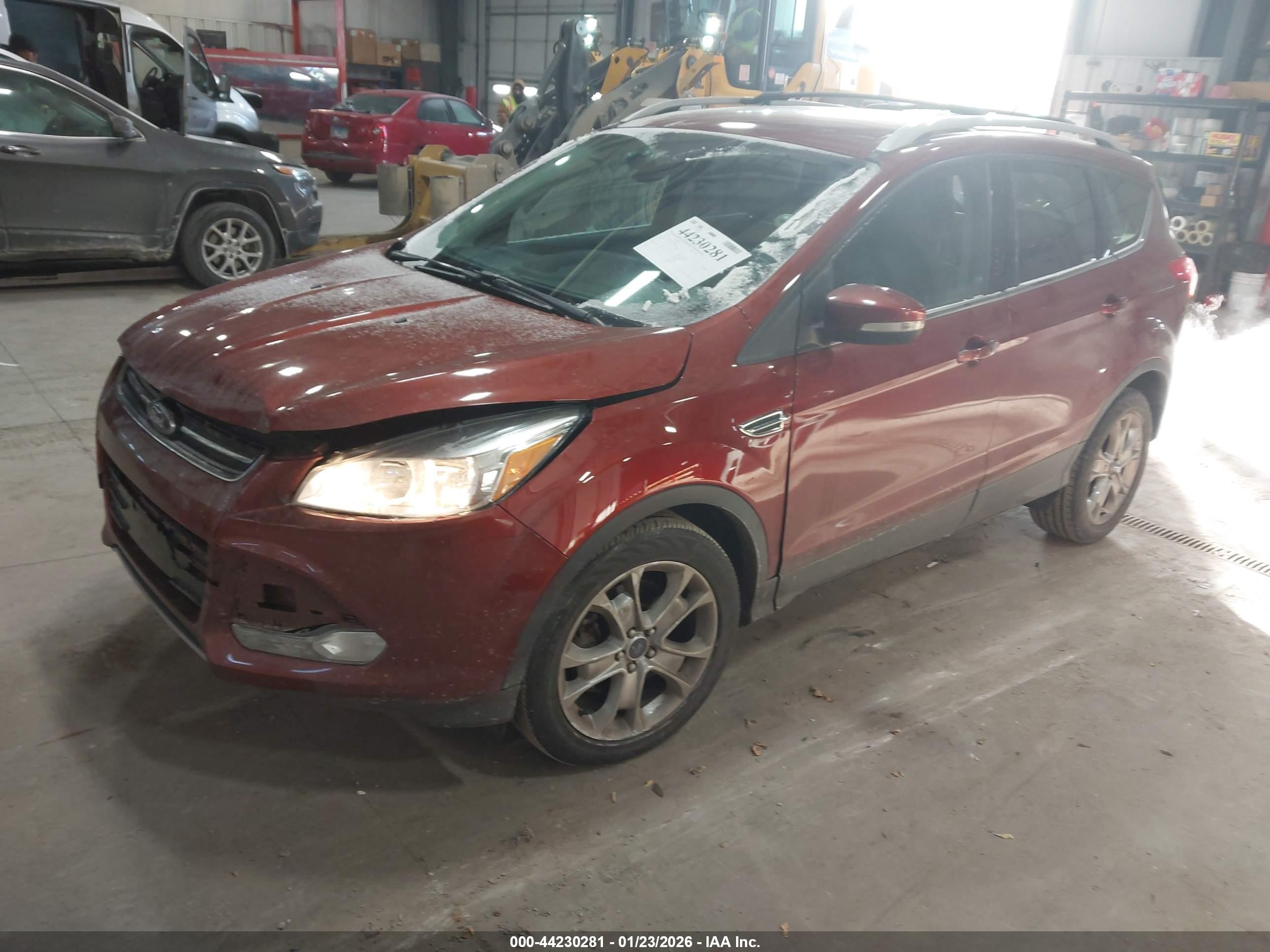 FORD ESCAPE image 2