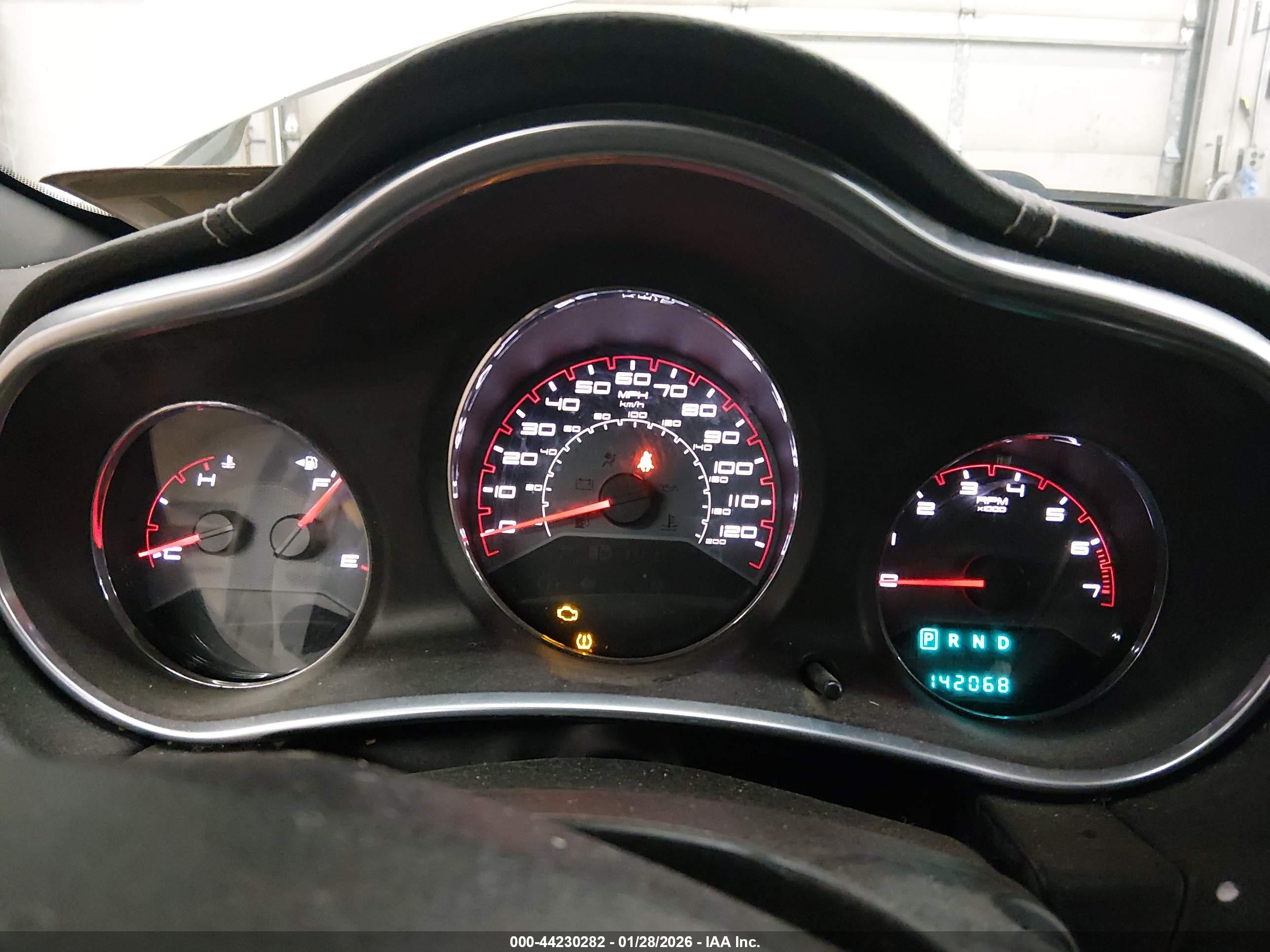 DODGE AVENGER image 7