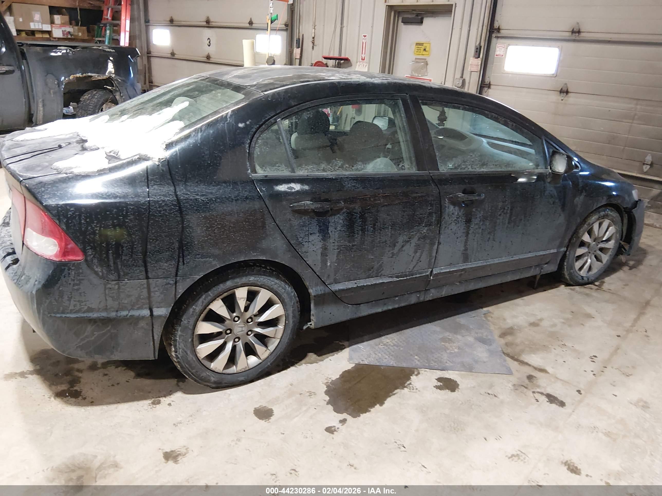 HONDA CIVIC image 4