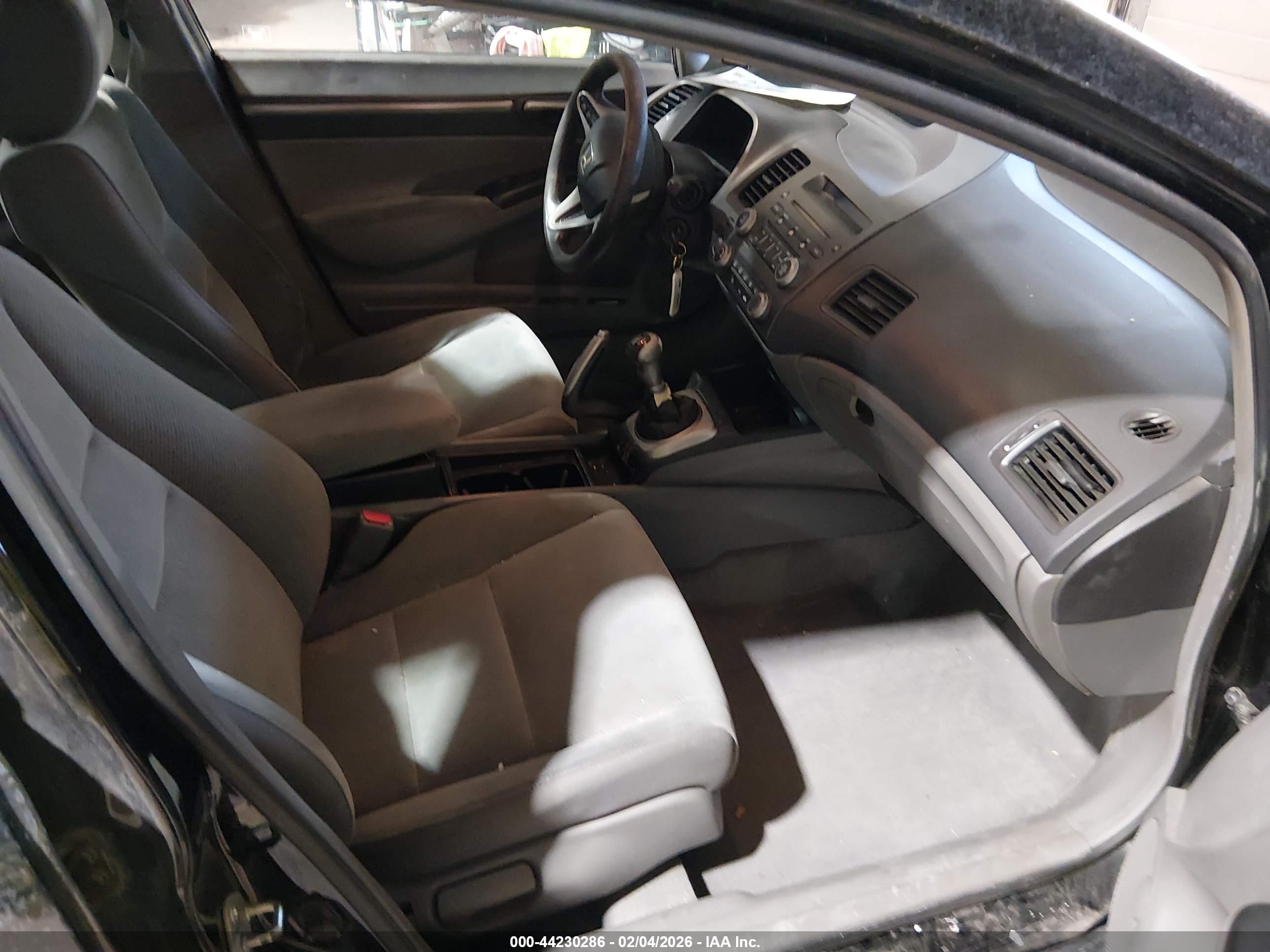 HONDA CIVIC image 5