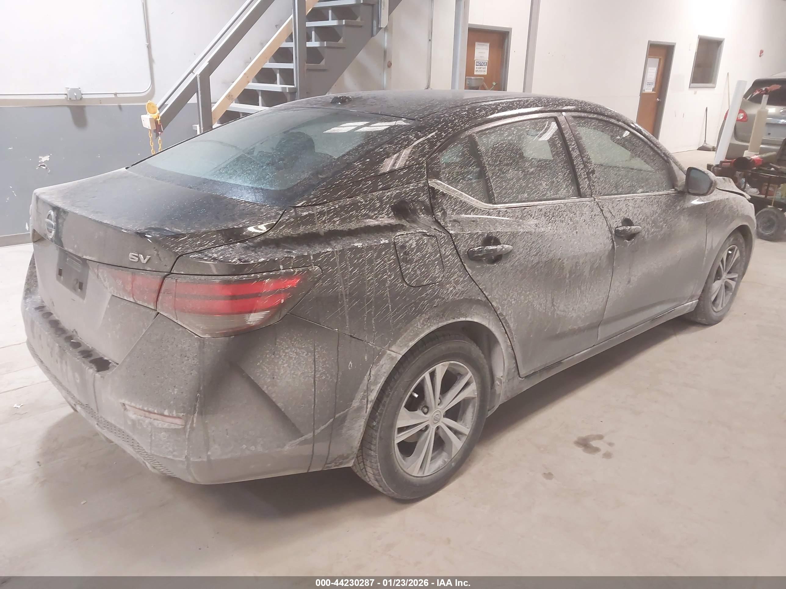 NISSAN SENTRA image 4